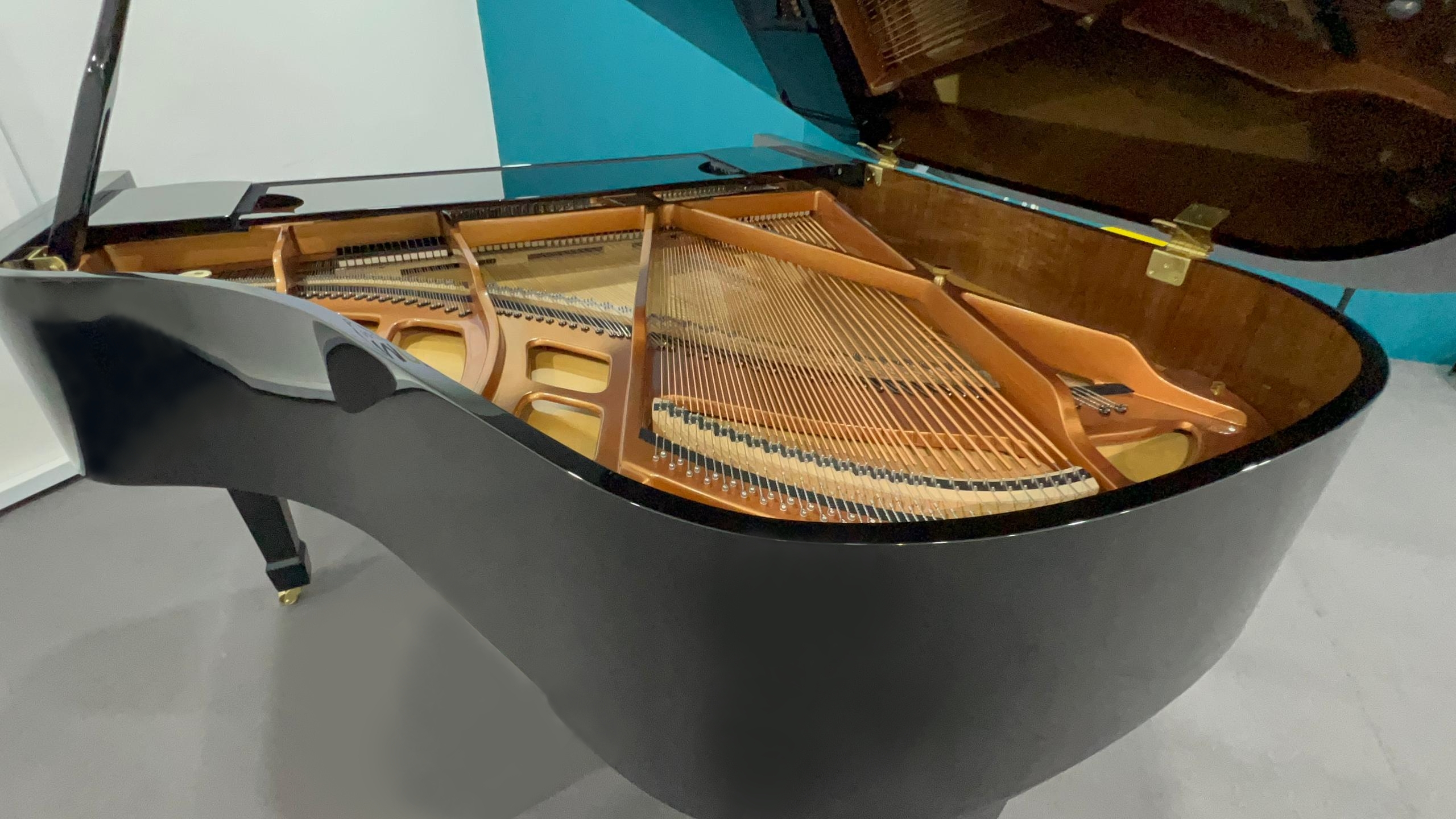 M. Premium GP3-170 Grand Piano