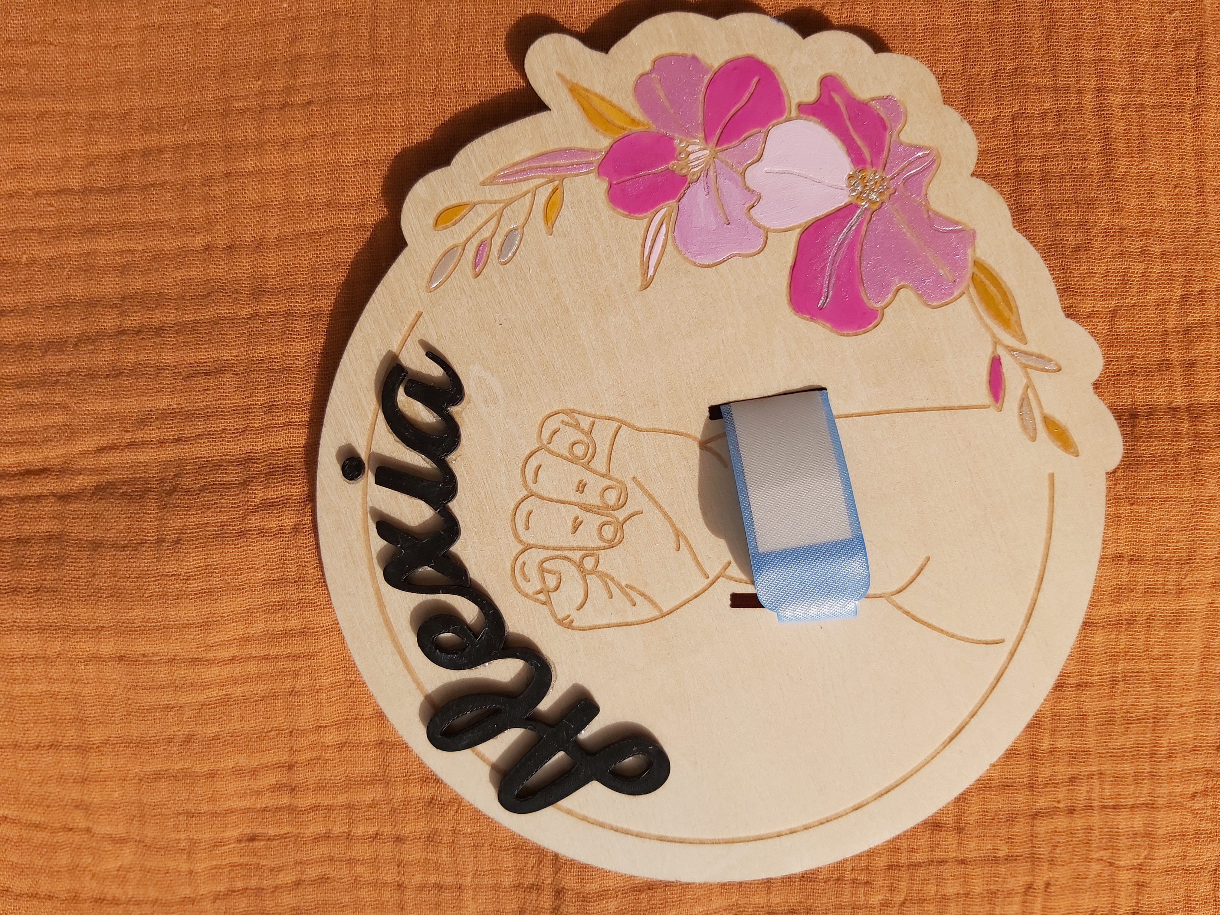 Porte bracelet de naissance personnalisé