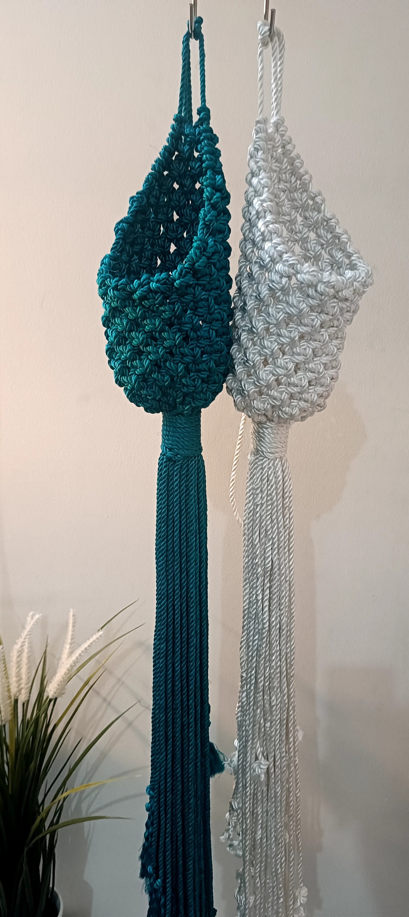 Macrame Plant Ornaments bottle Pod & Holder