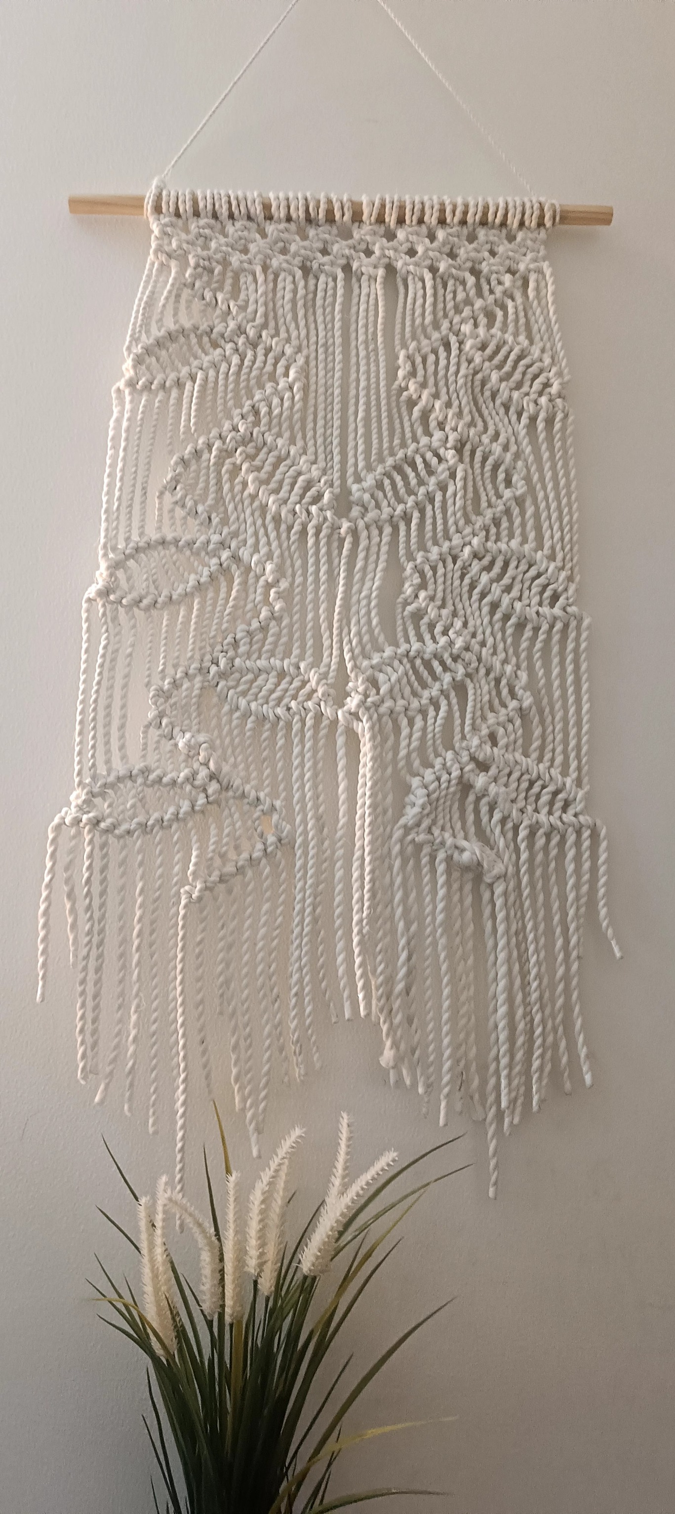 Macrame Hanging Leaves Growth Charm Pattern 