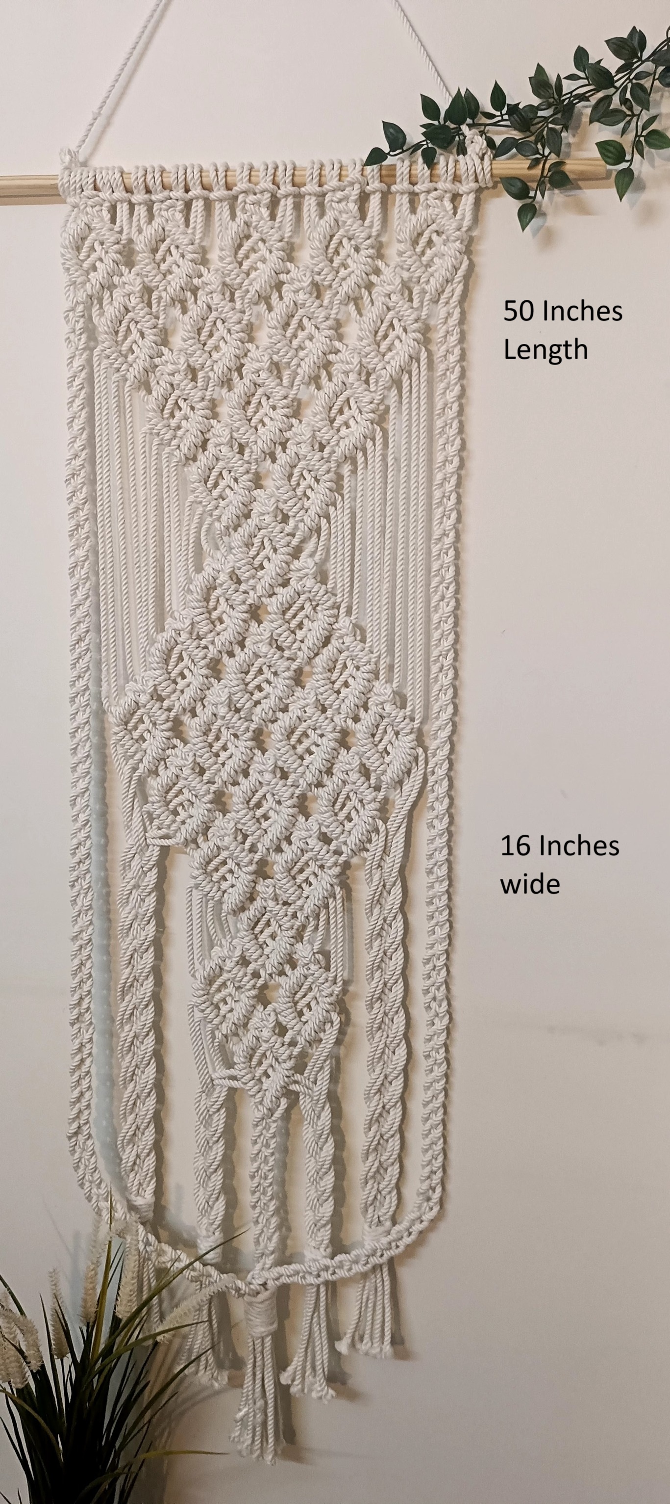 Big-Thick Diamond Pattern with wooden dowel