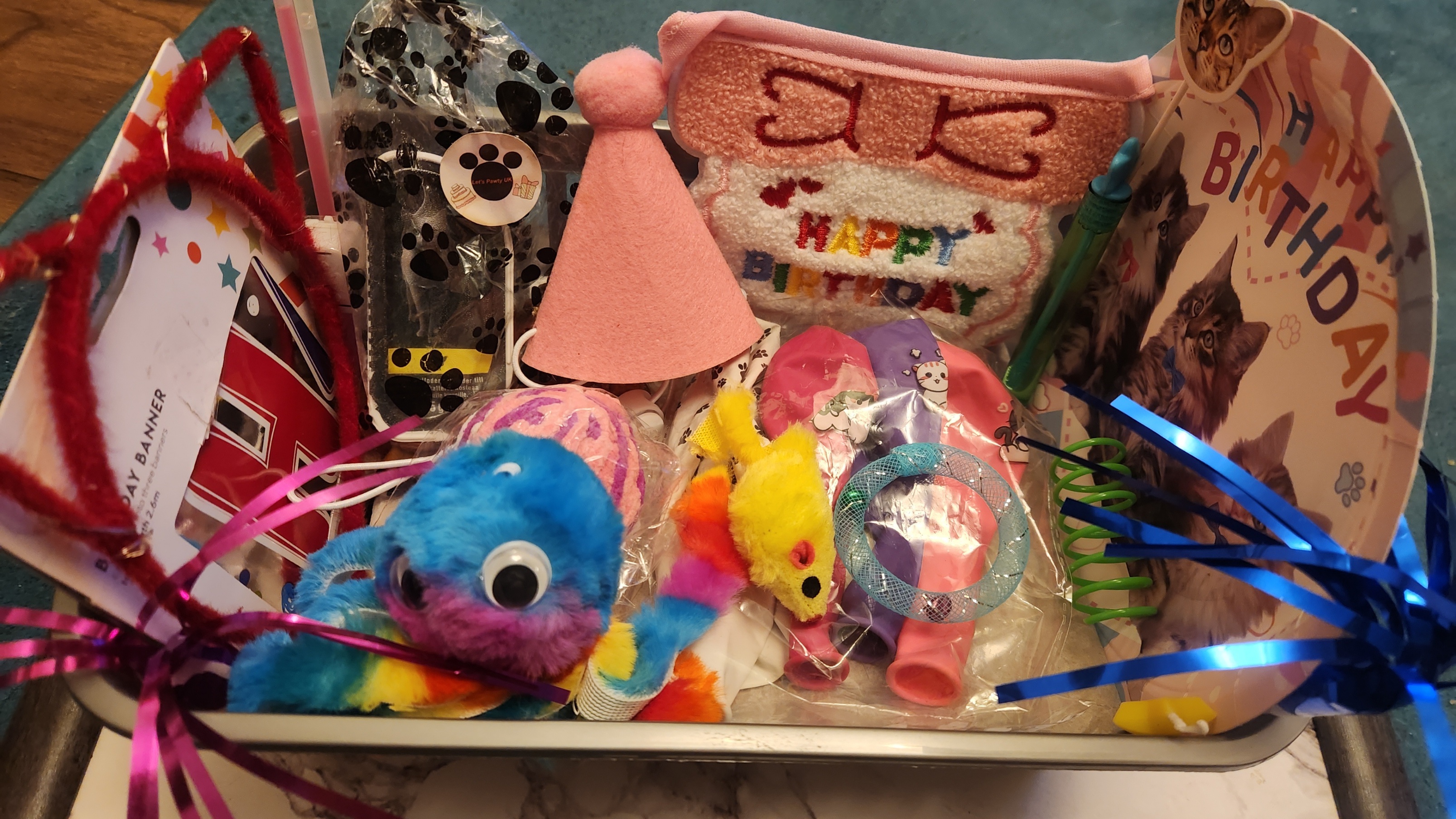 Let's Pawty Birthday Cat Hamper