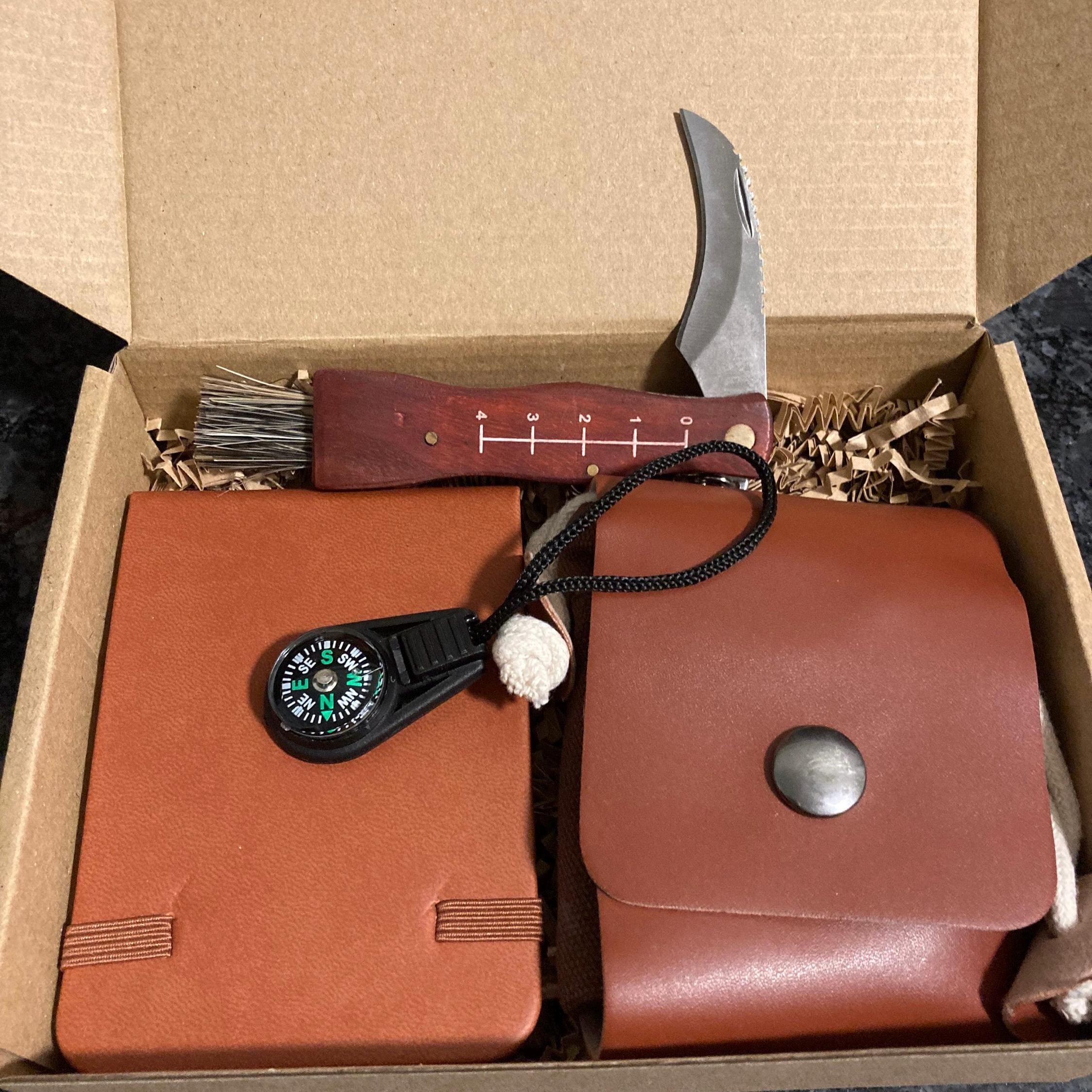 Mushroom Foraging Kit: Knife, Brush, Bag & Field Notebook