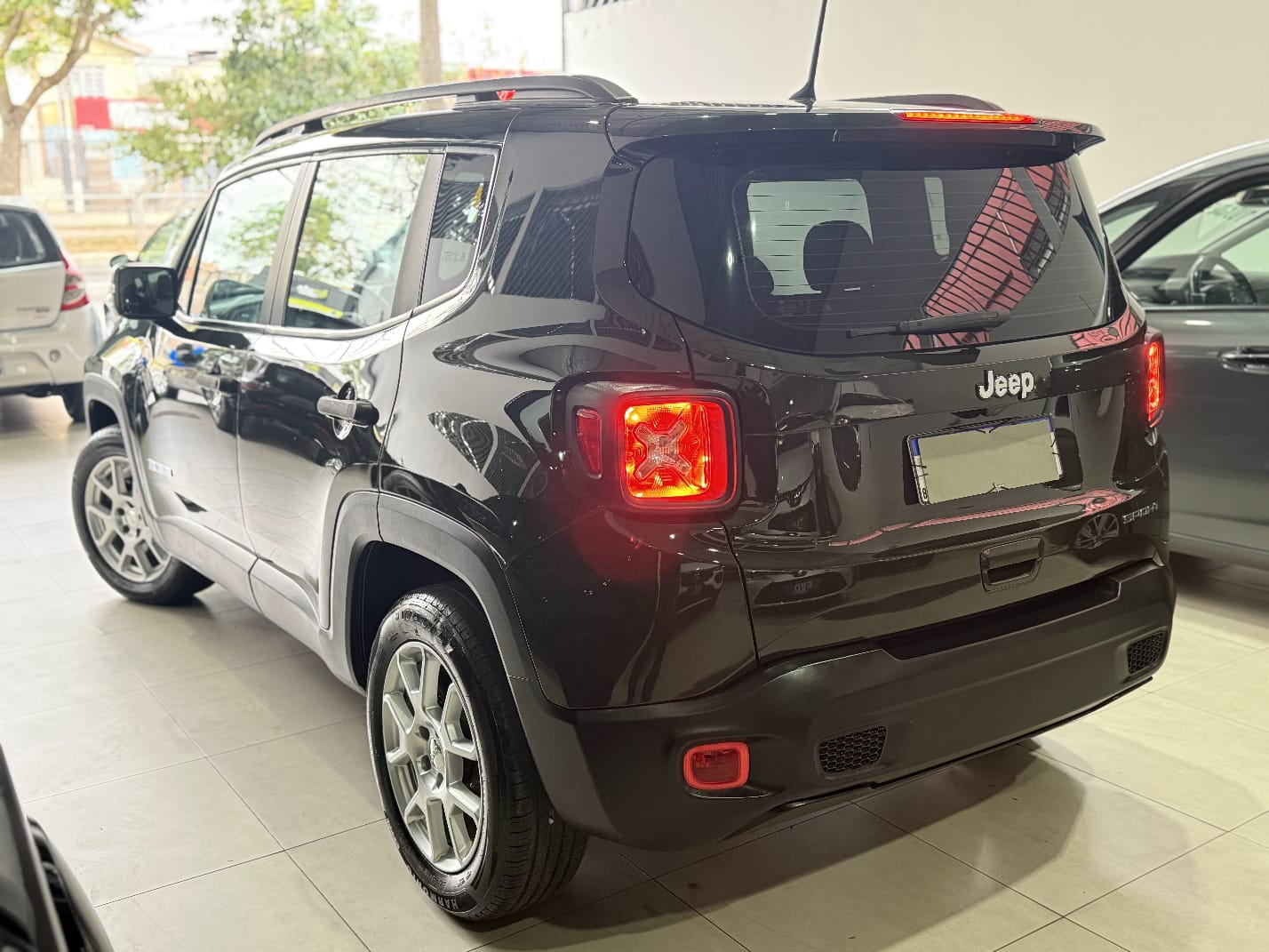 JEEP RENEGADE 1.8 FLEX SPORT 4P AUTOMÁTICO