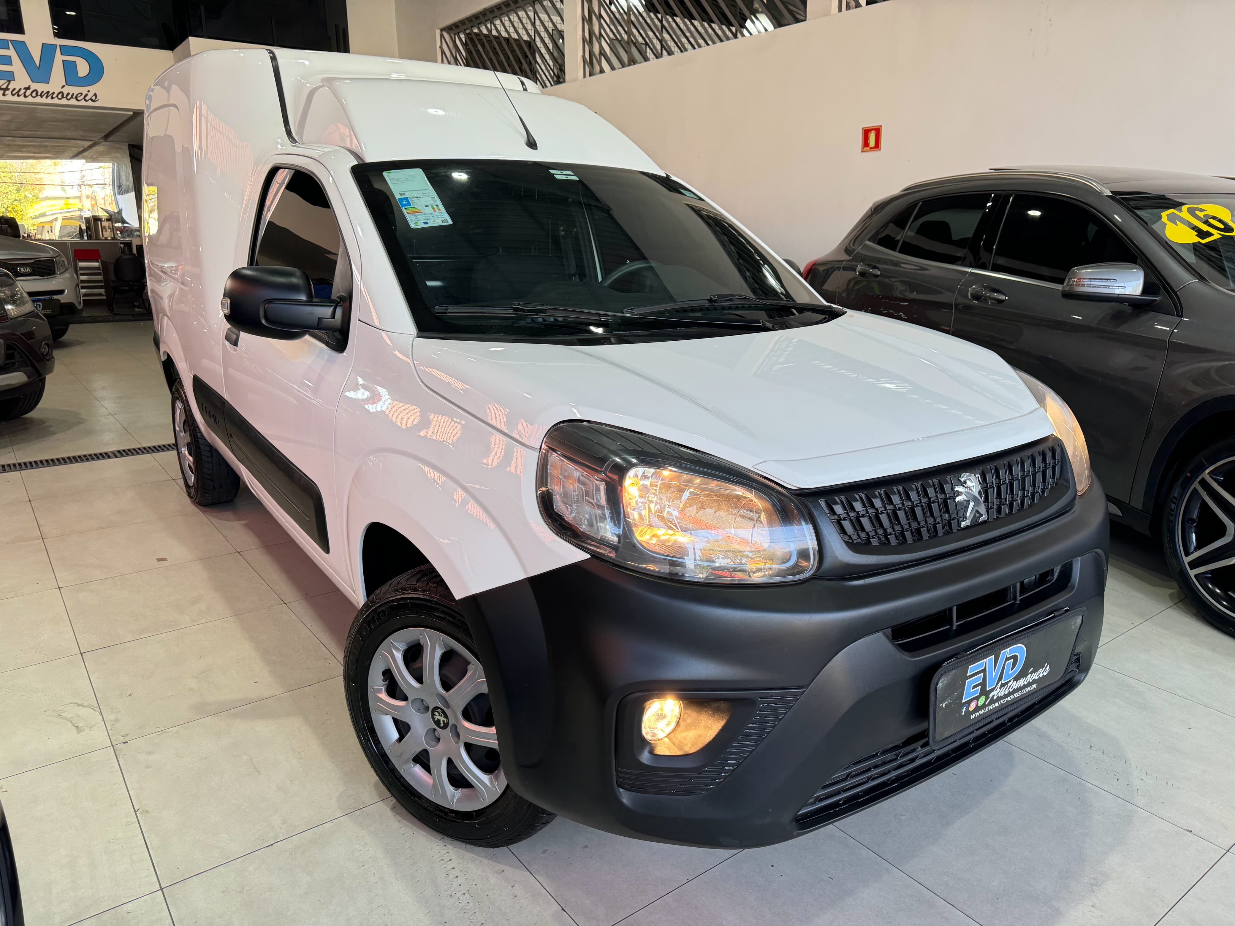 PEUGEOT PARTNER 1.4 FLEX BUSINESS PACK