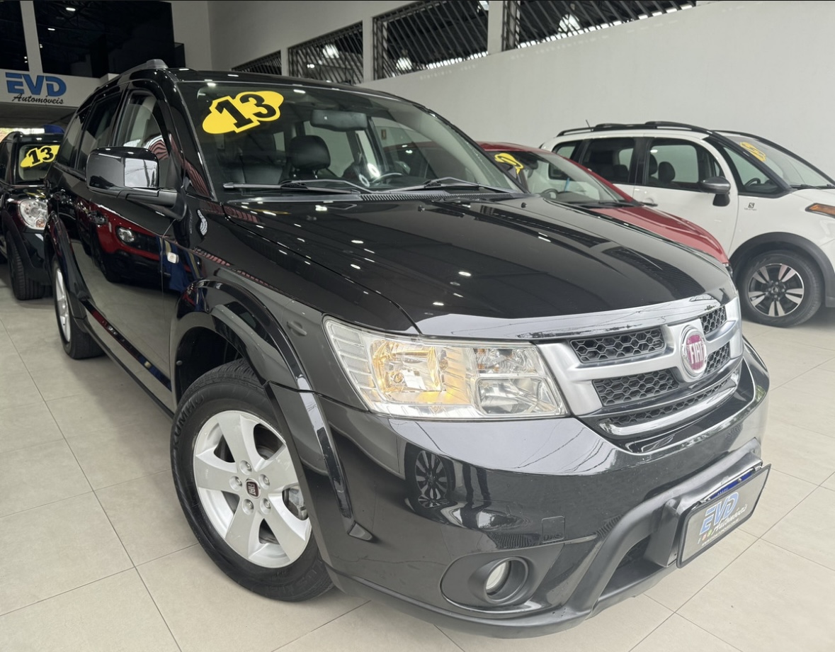 FIAT FREEMONT 2.4 PRECISION GASOLINA AUTOMÁTICO