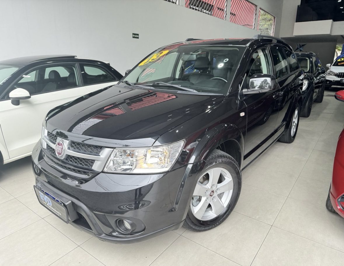 FIAT FREEMONT 2.4 PRECISION GASOLINA AUTOMÁTICO