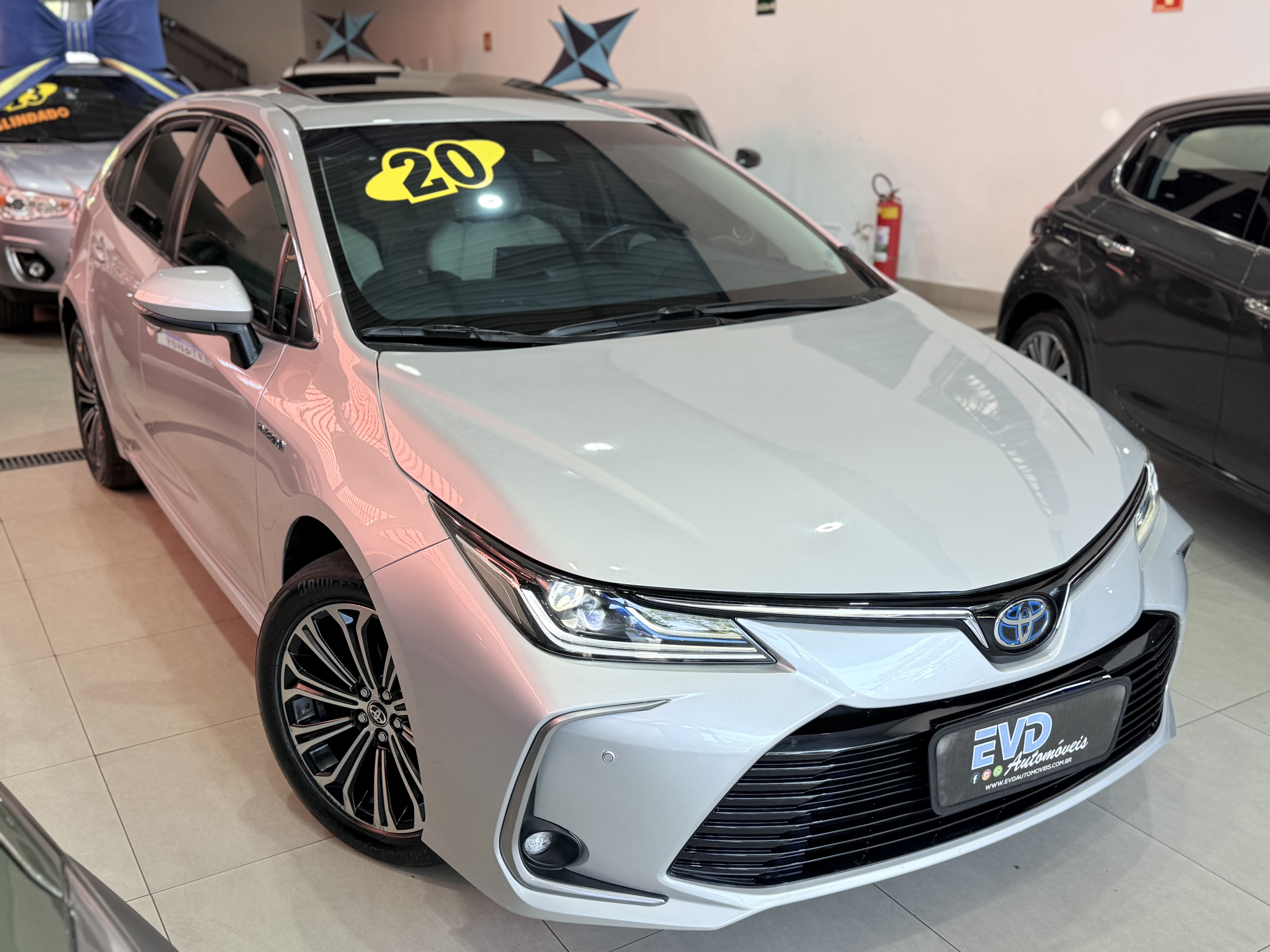 TOYOTA COROLLA 1.8 HYBRID ALTIS PREMIUM CVT