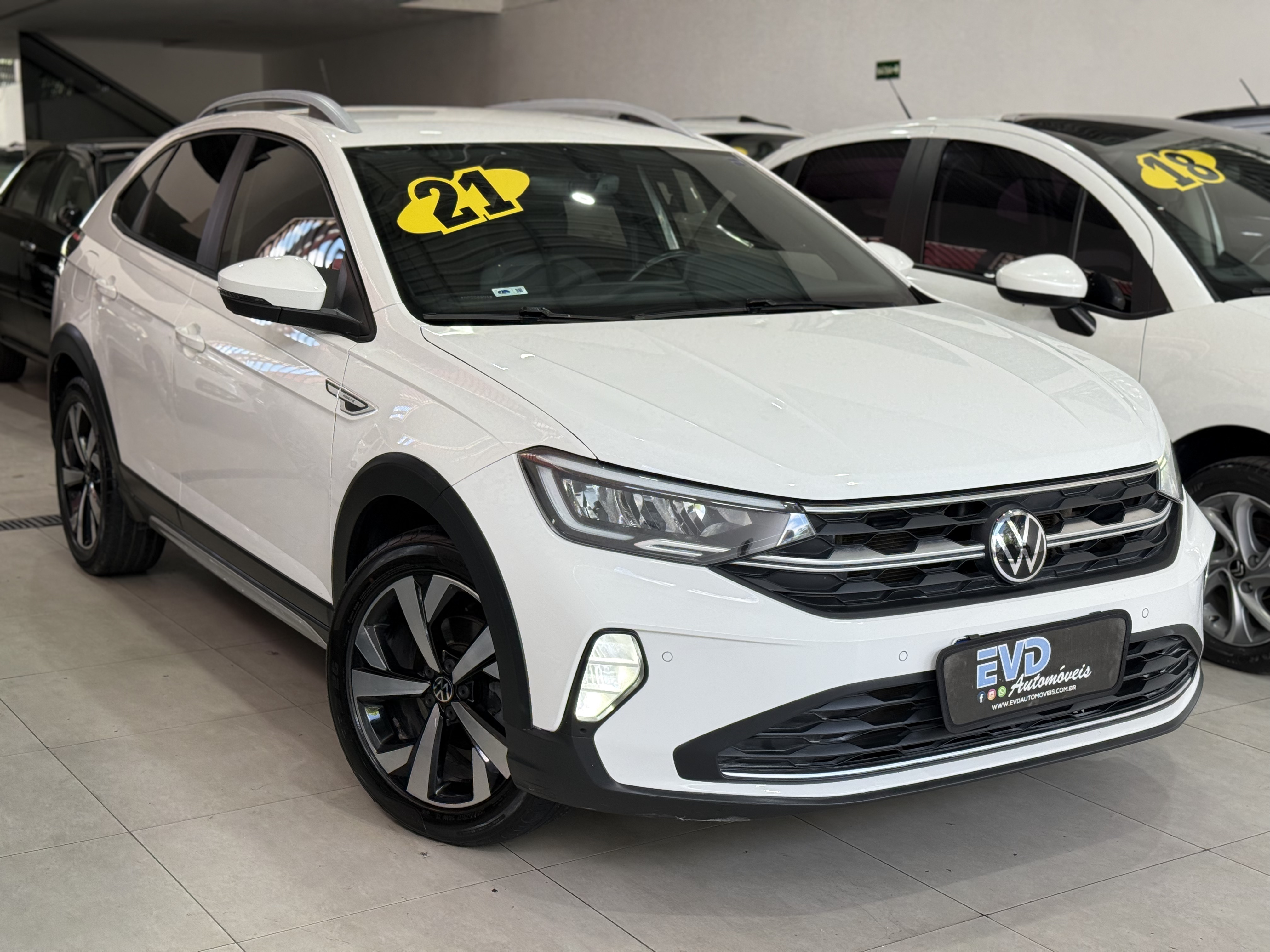 VOLKSWAGEN NIVUS 1.0 200 TSI FLEX HIGHLINE AUTOMÁTICO
