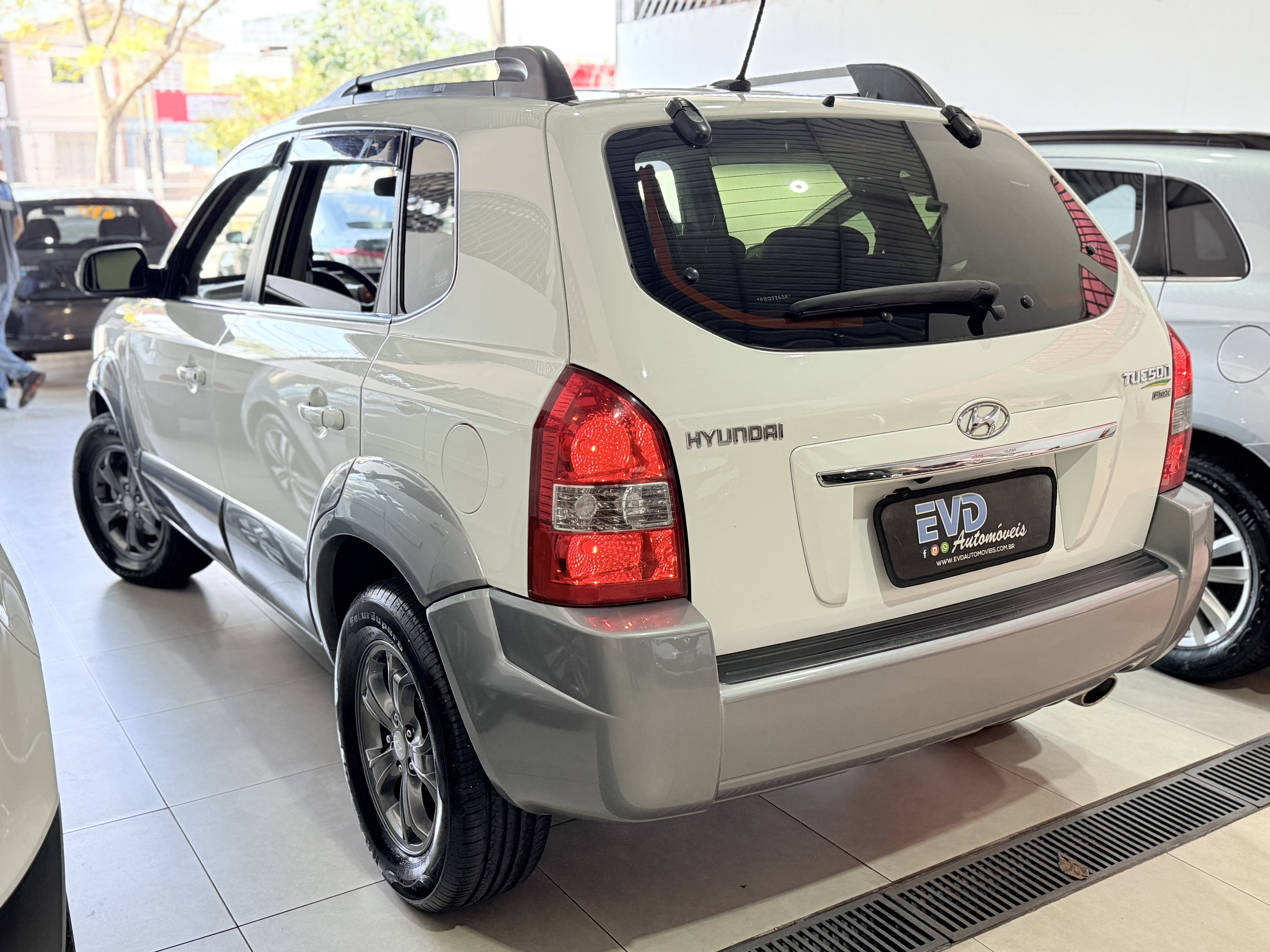 HYUNDAI TUCSON 2.0 GLS FLEX AUTOMÁTICO