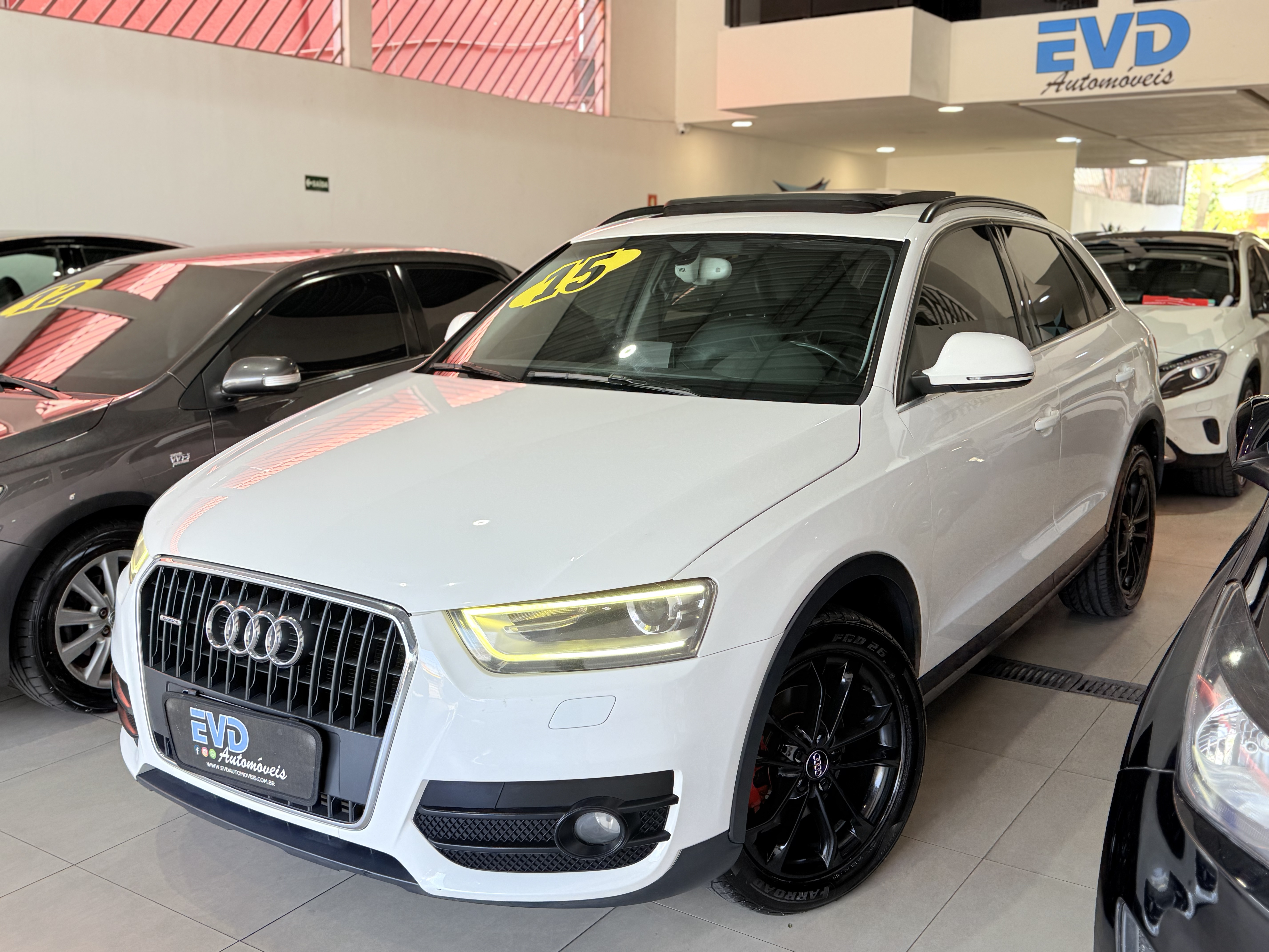 AUDI Q3 2.0 TFSI AMBIENTE QUATTRO S TRONIC