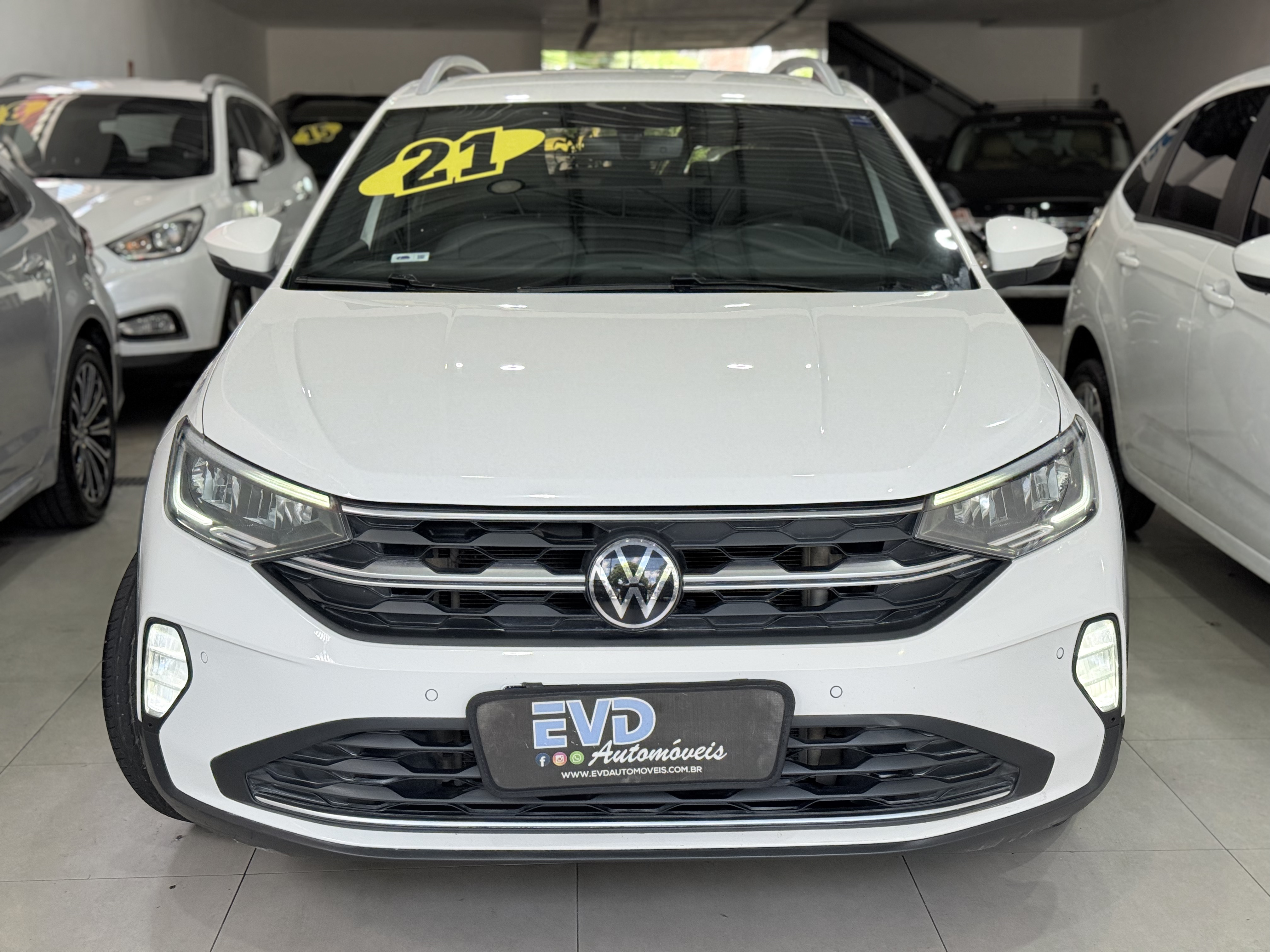 VOLKSWAGEN NIVUS 1.0 200 TSI FLEX HIGHLINE AUTOMÁTICO