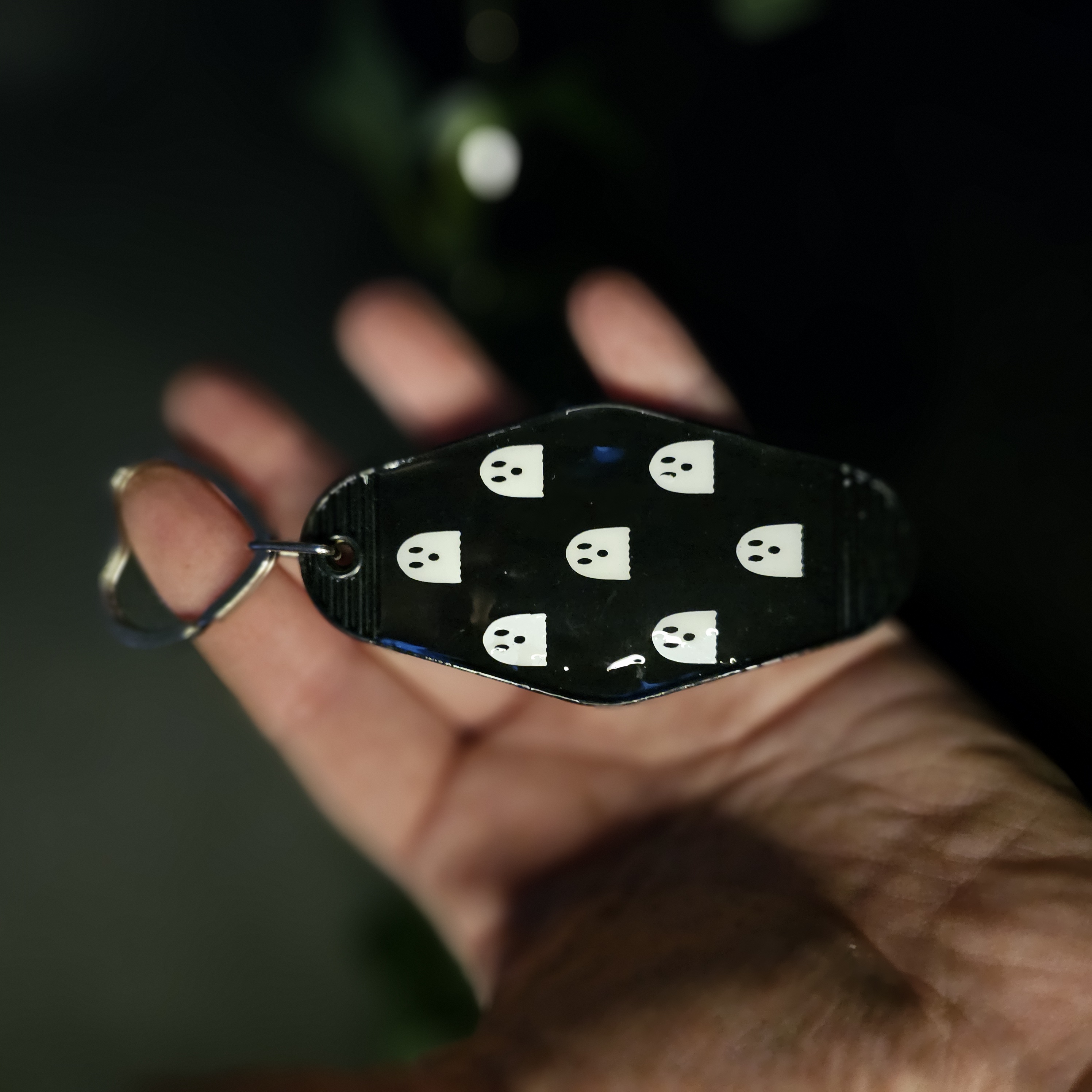 Checkerboard Ghosties Keyring