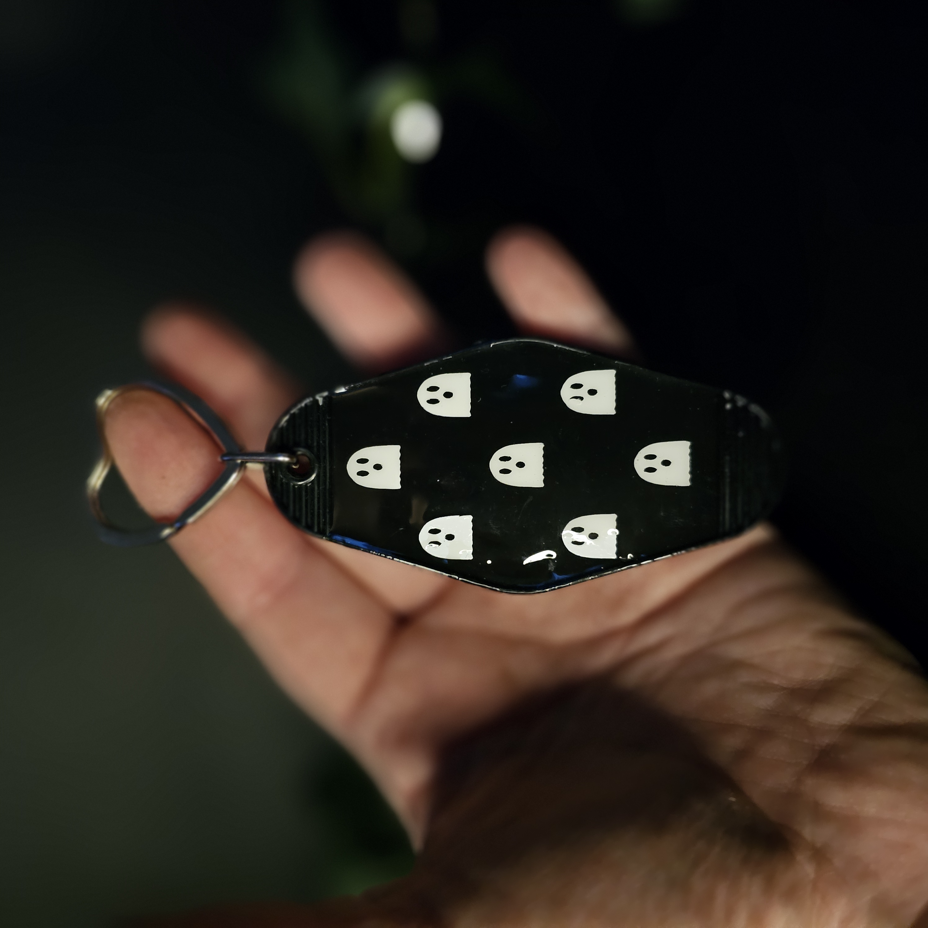 Checkerboard Ghosties Keyring