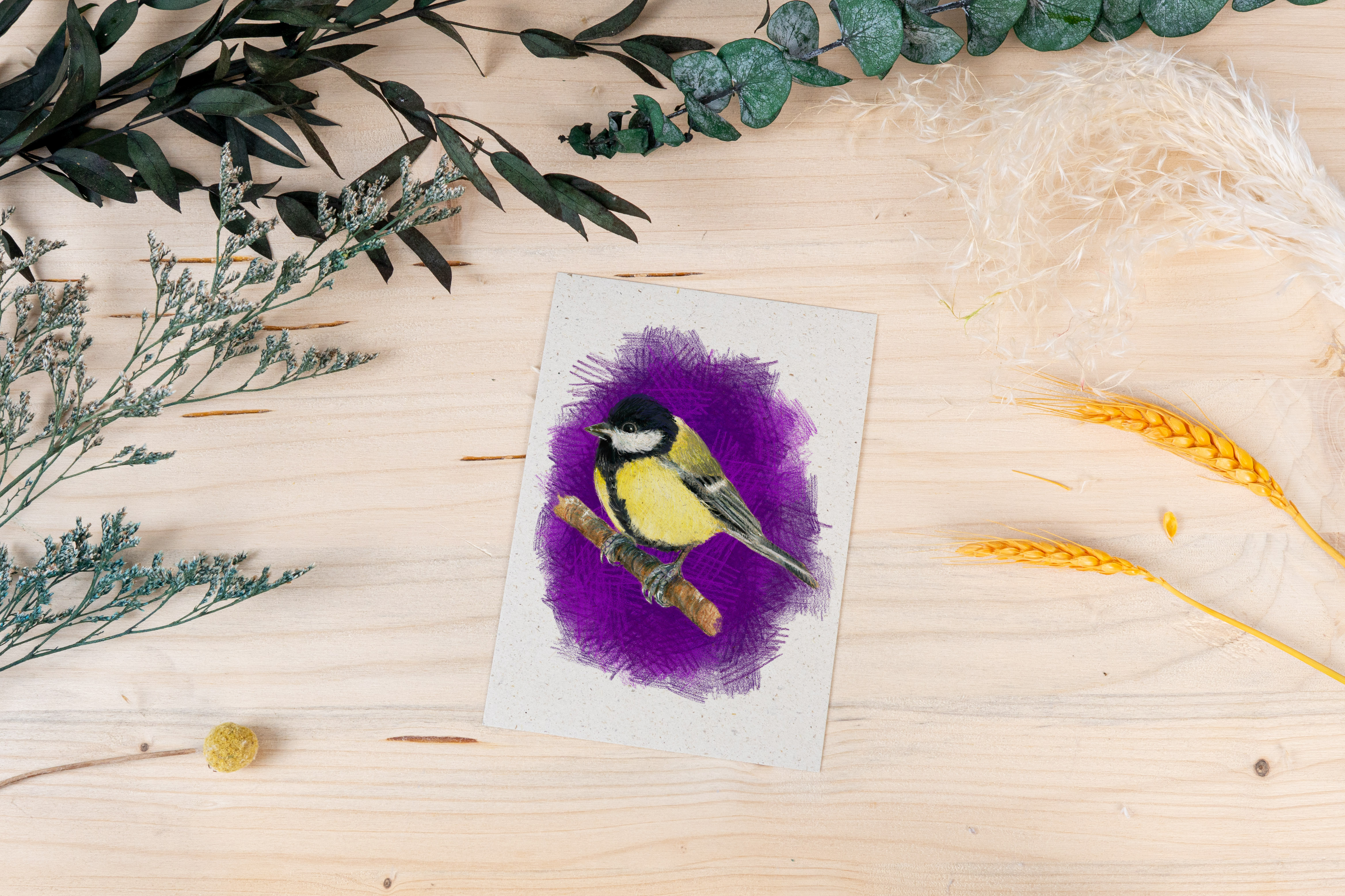 Grußkarte „Kohlmeise im Farbkontrast – gelb trifft violett“