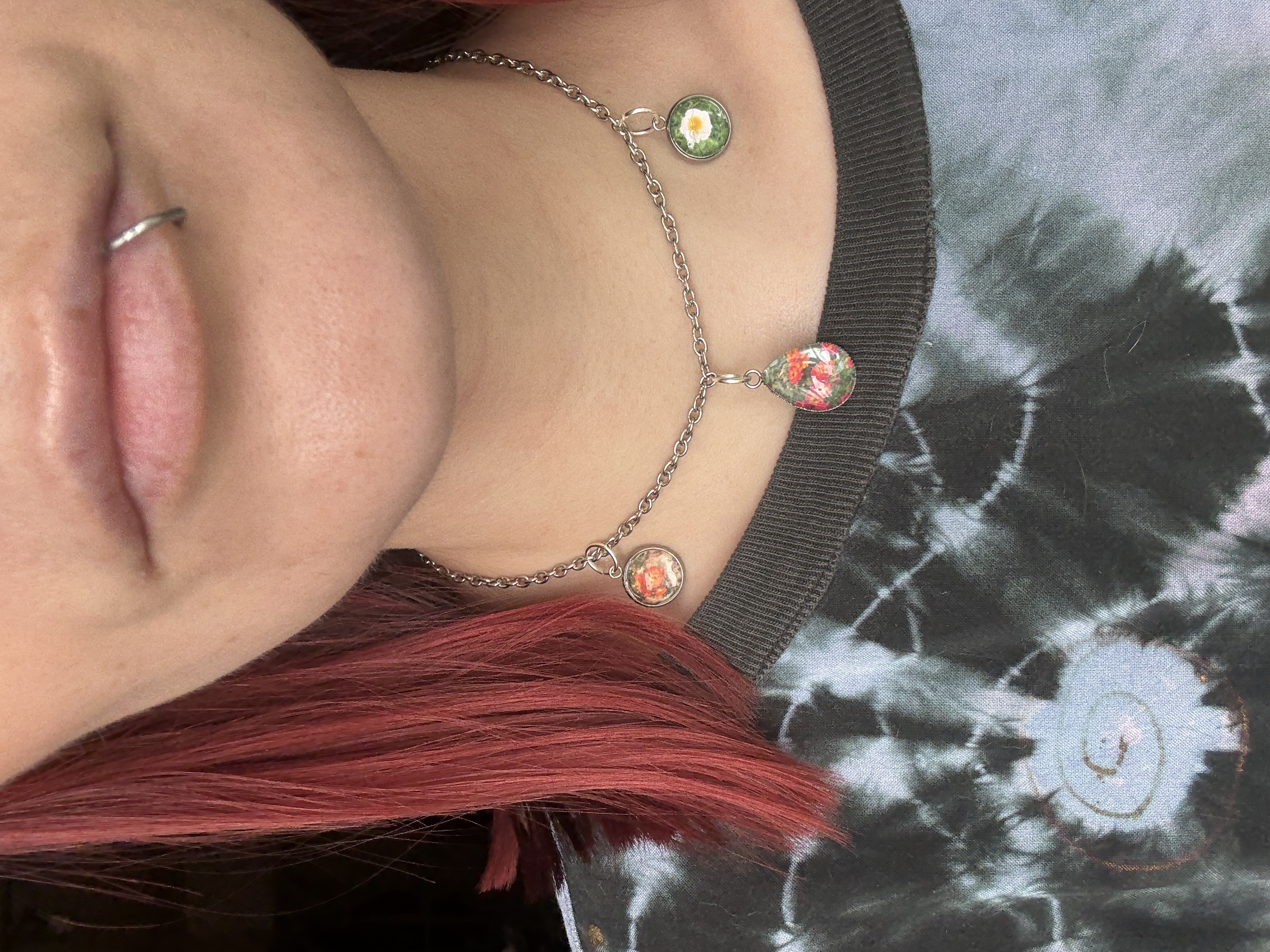 Floral Pendant Necklace