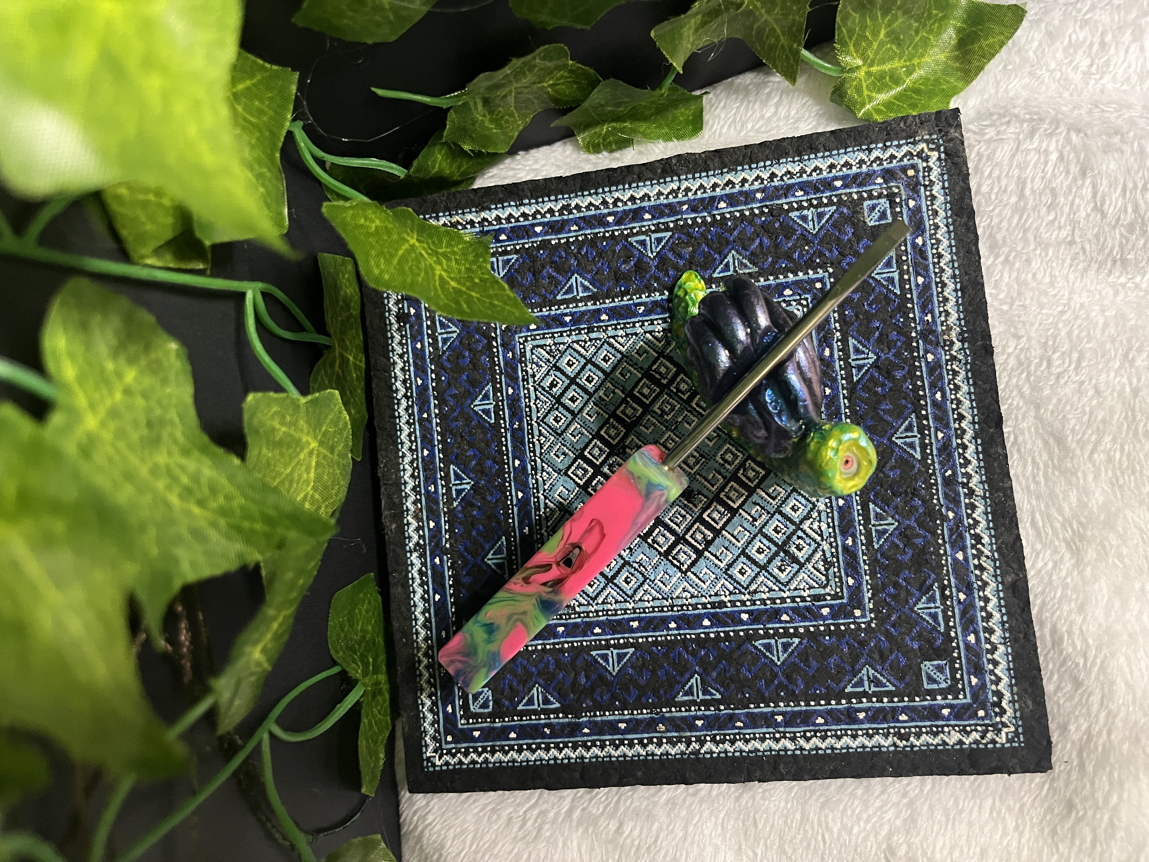 Green and Black with Purple Shimmer Dab Tool Holder