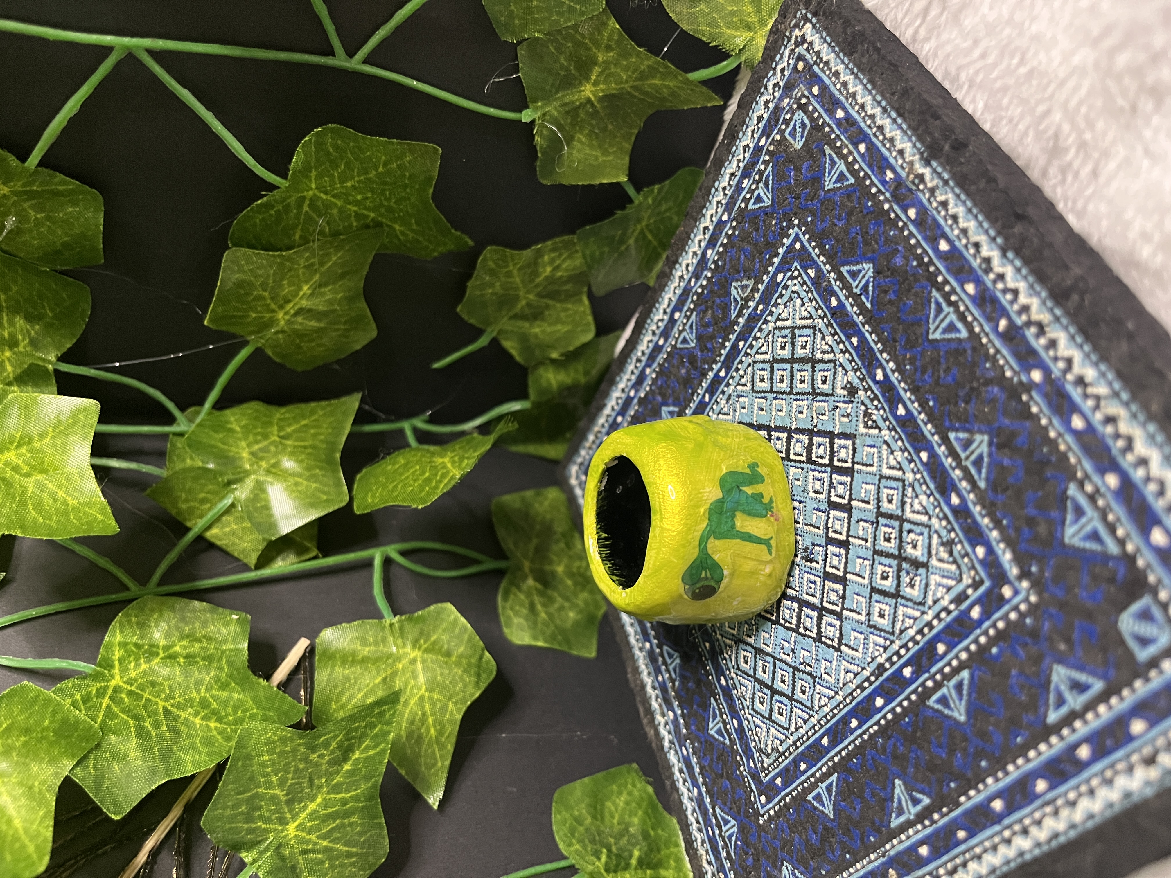 Green Temptress Carb Cap Holder