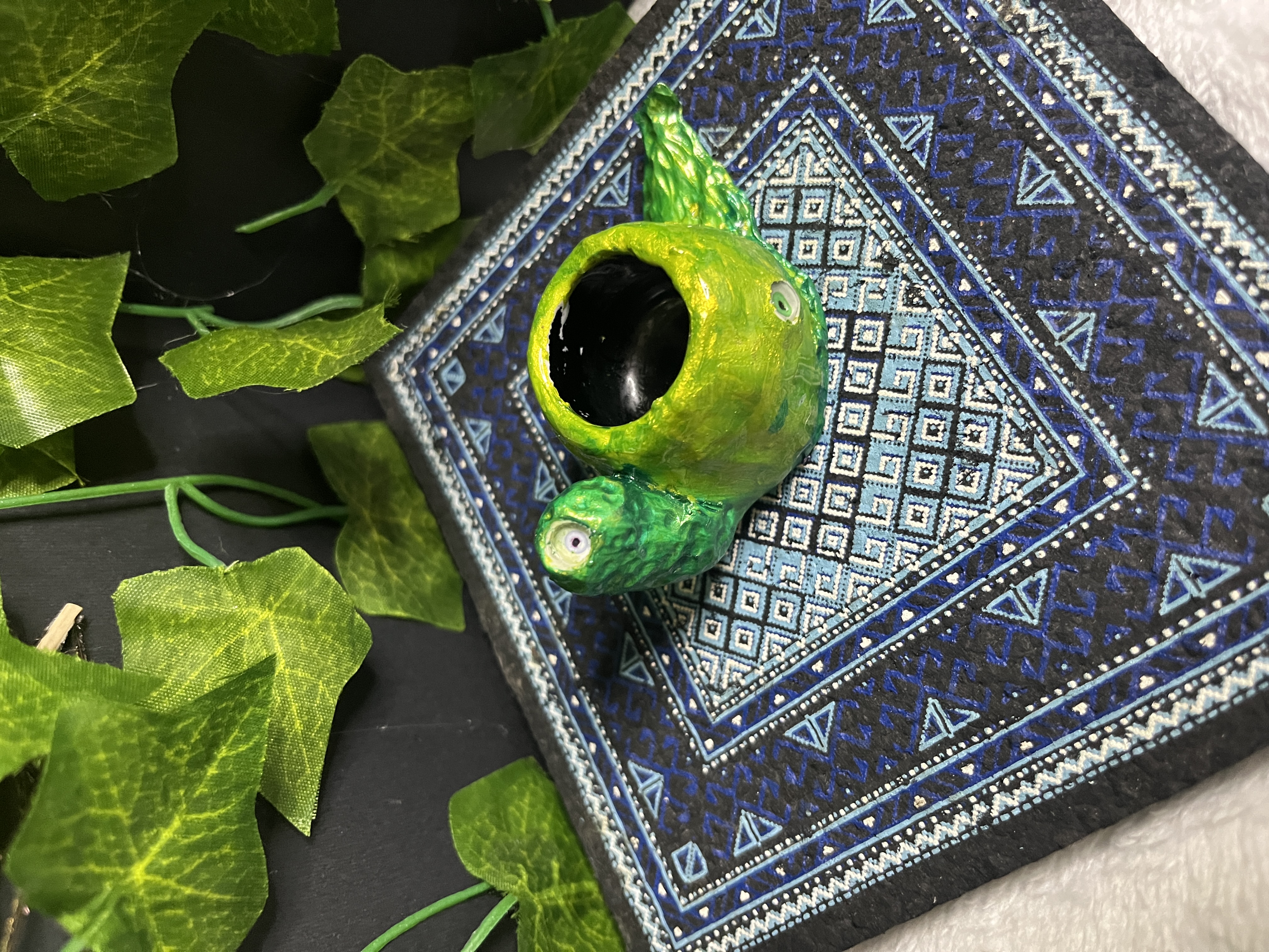 Green Snail Carb Cap Holder 