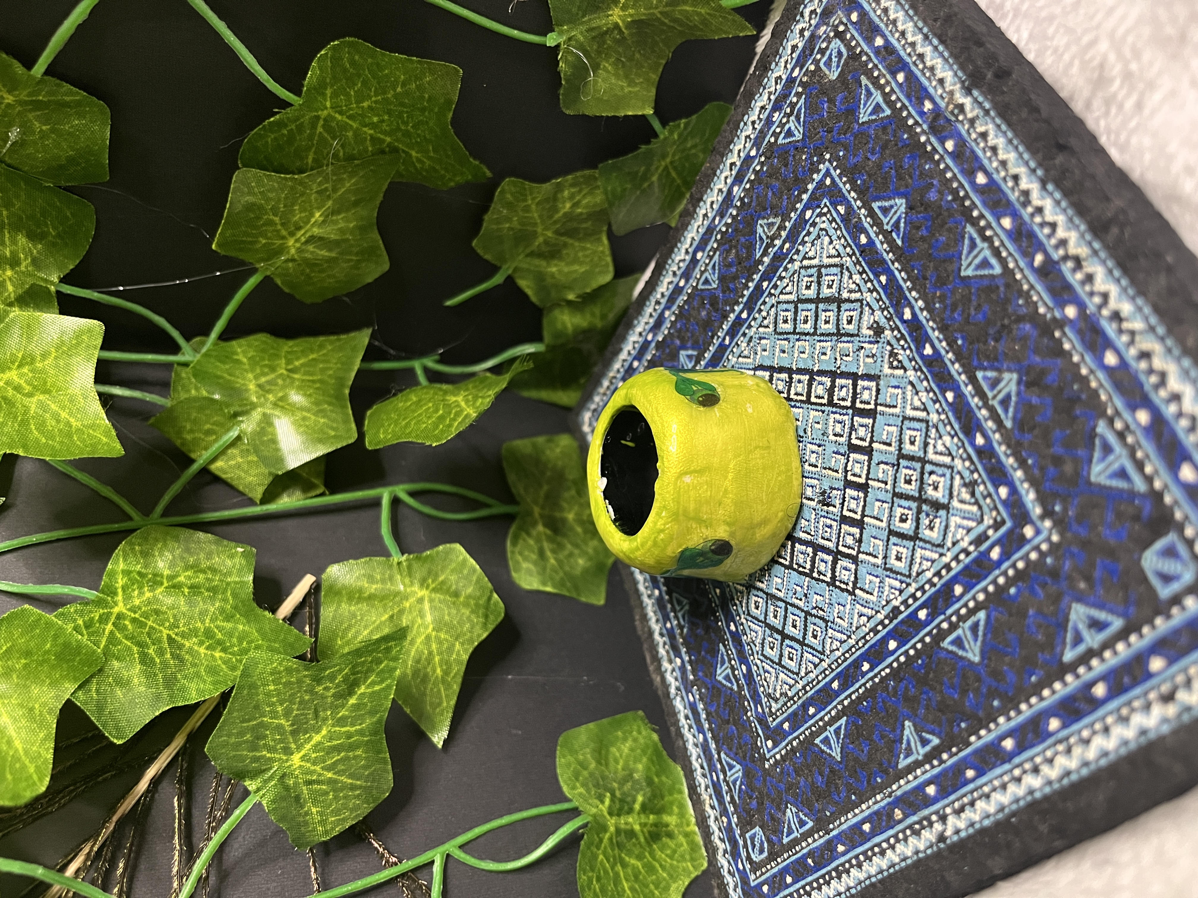 Green Temptress Carb Cap Holder