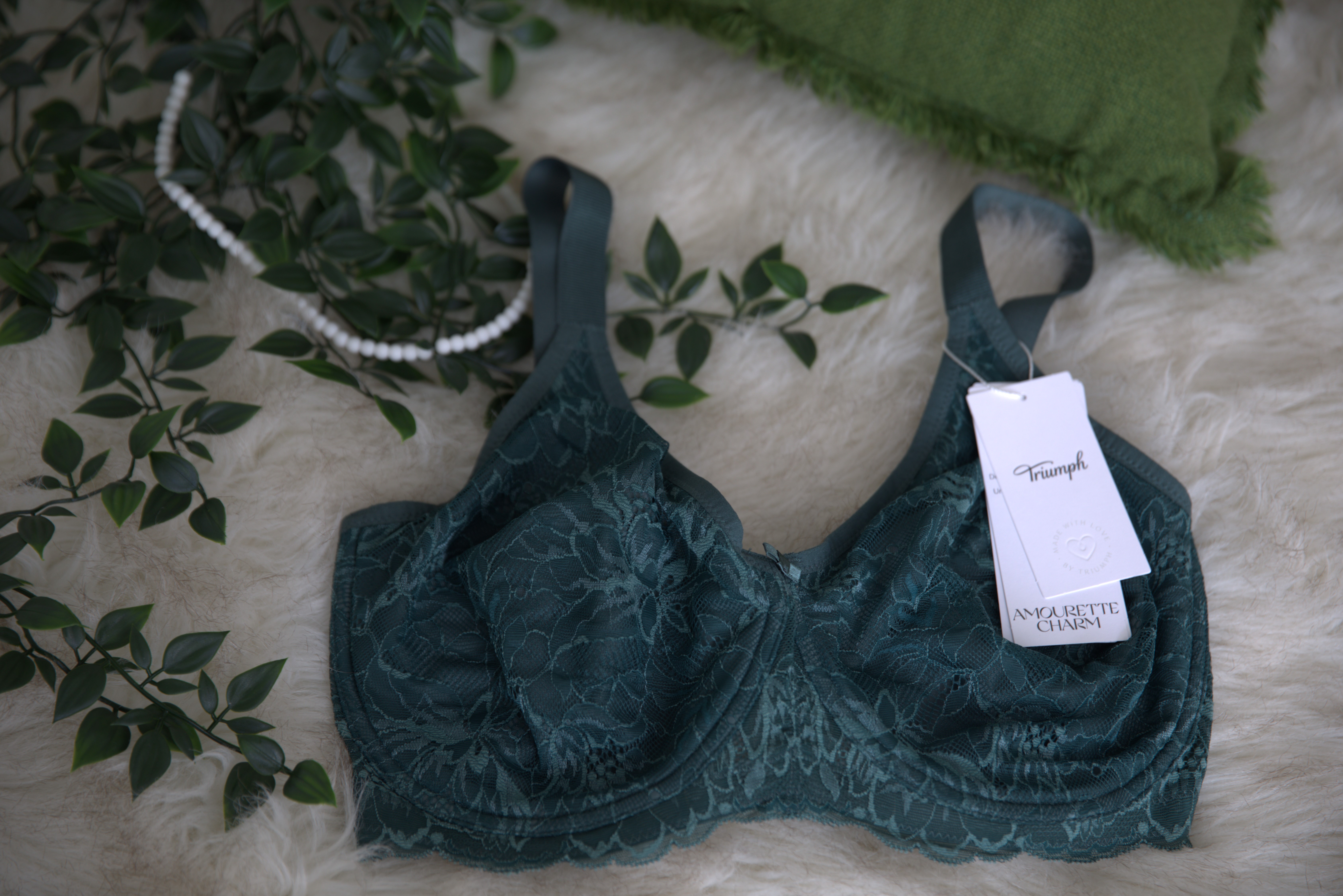 Moteriška liemenėlė Amourette Charm T W02