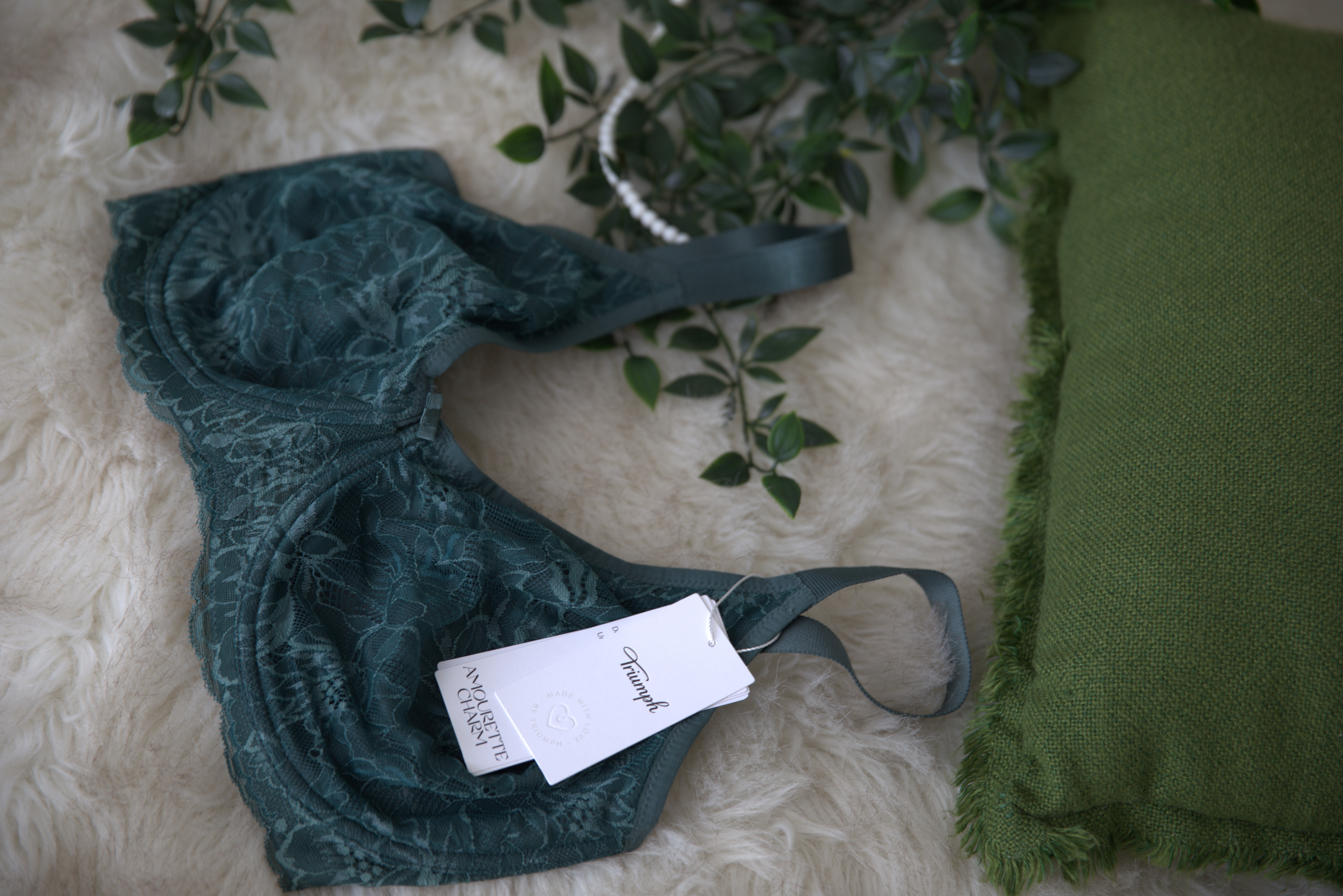 Moteriška liemenėlė Amourette Charm T W02