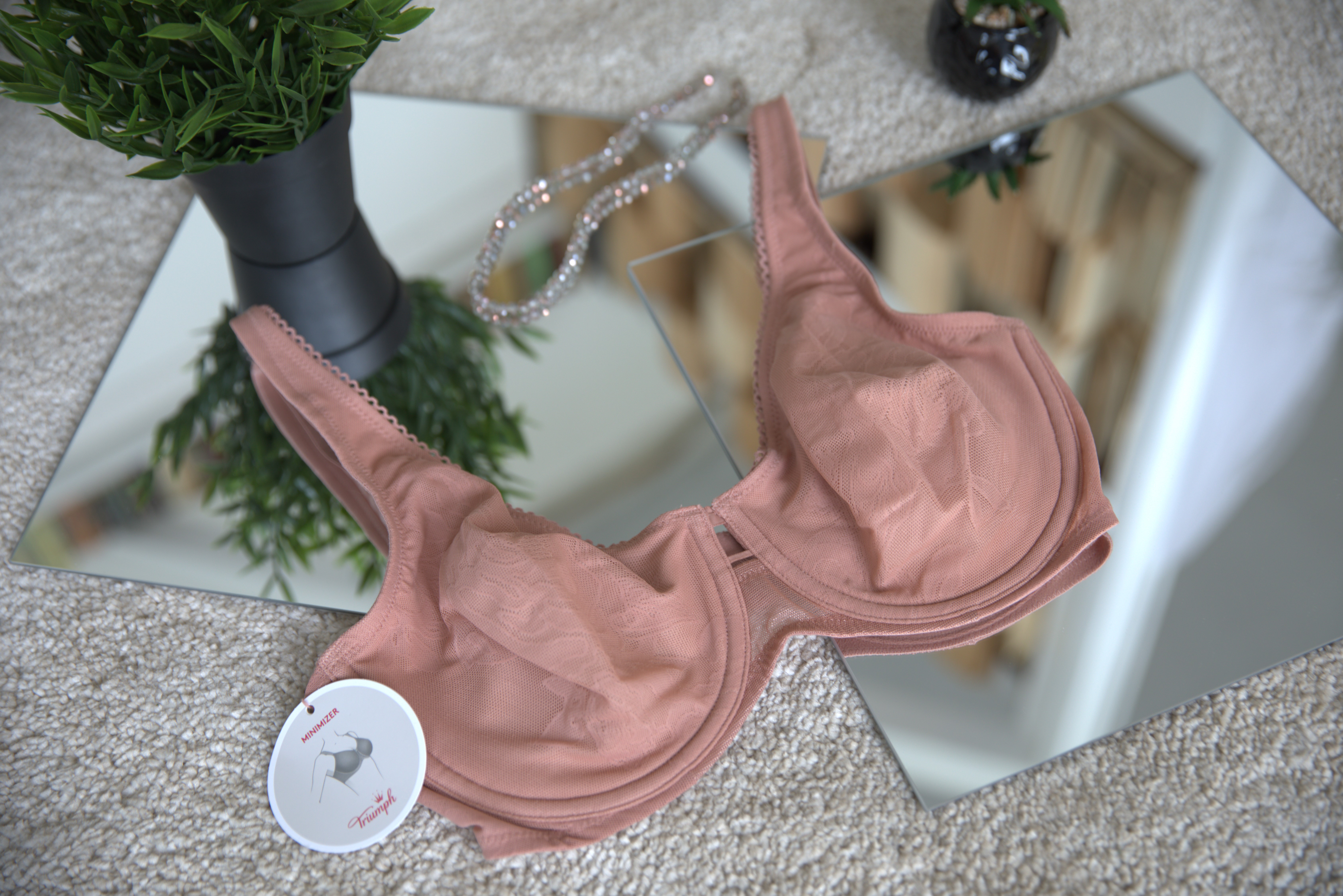 Moteriška liemenėlė Triumph Wild Rose Sensation W01