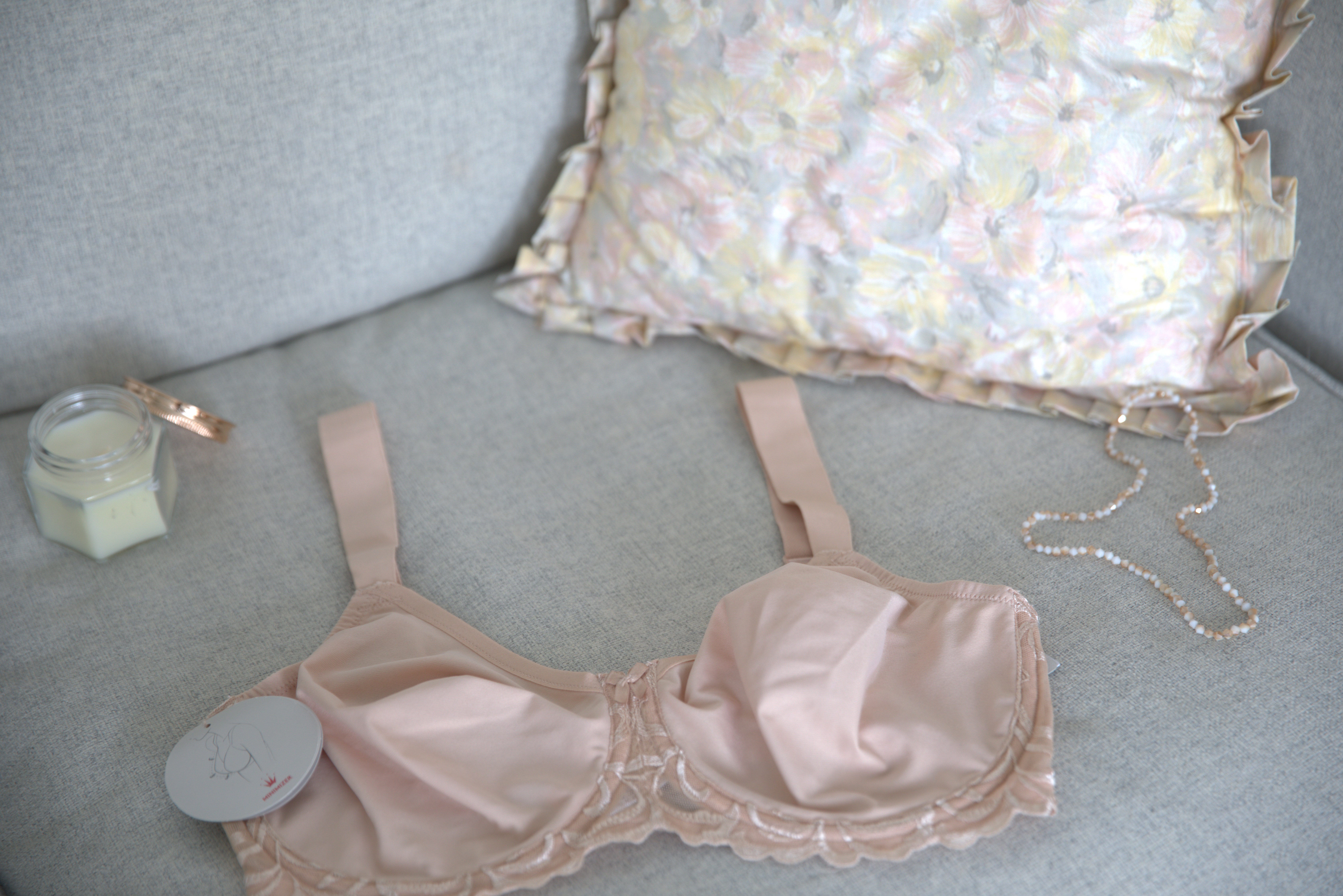 Moteriška liemenėlė Triumph Modern Finesse W01