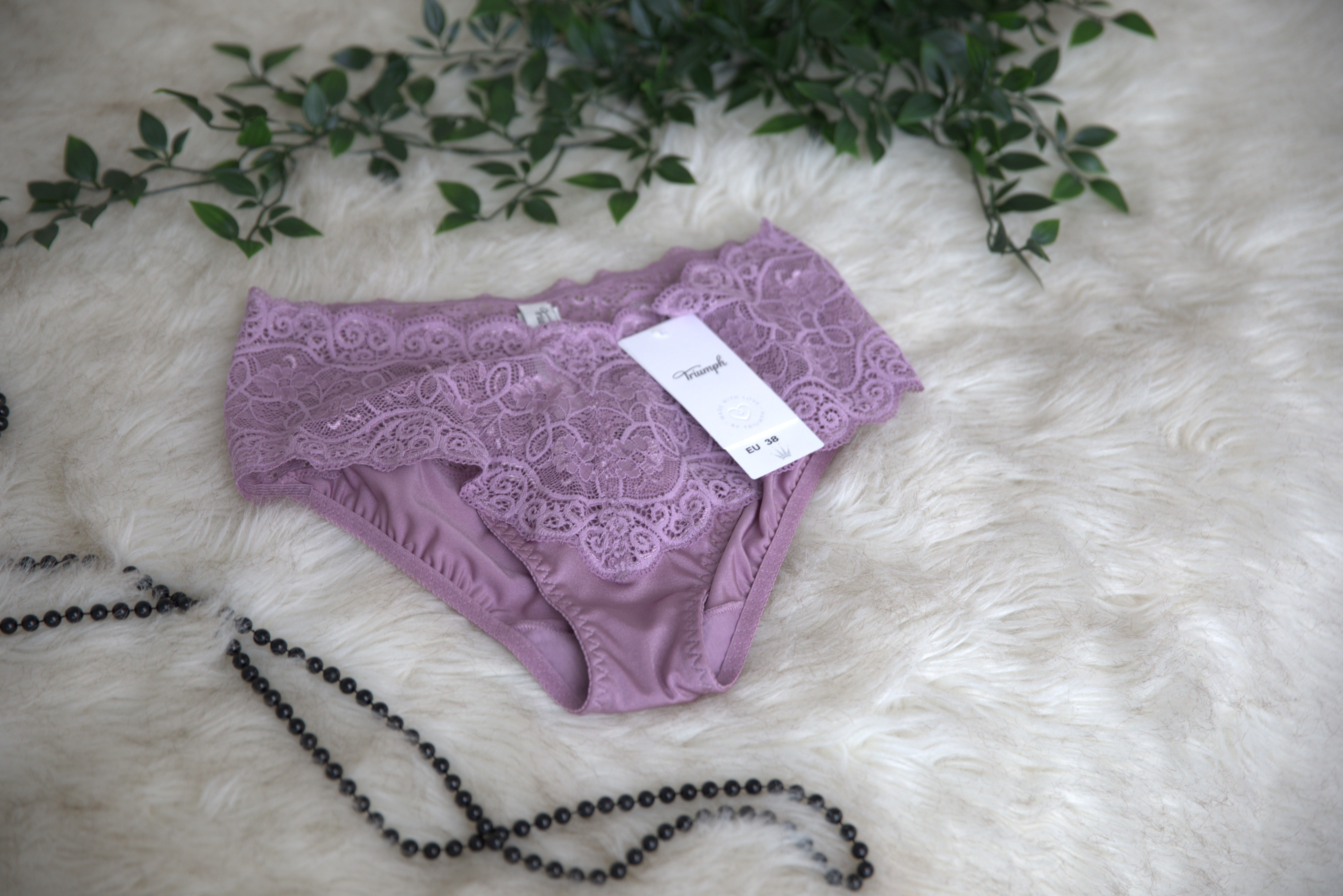 Moteriškos nėriniuotos kelnaitės Triumph Amourette 300 Maxi