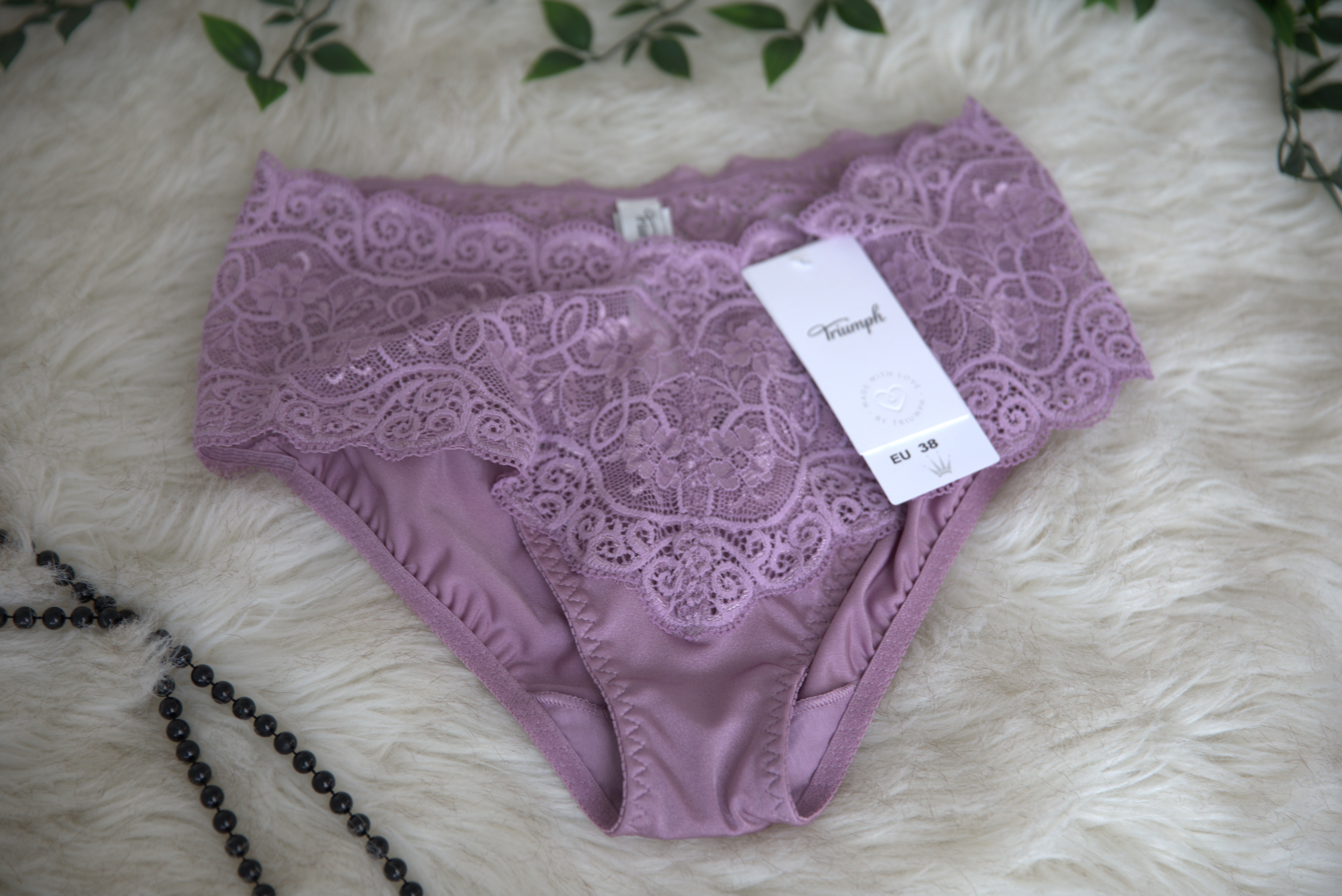 Moteriškos nėriniuotos kelnaitės Triumph Amourette 300 Maxi