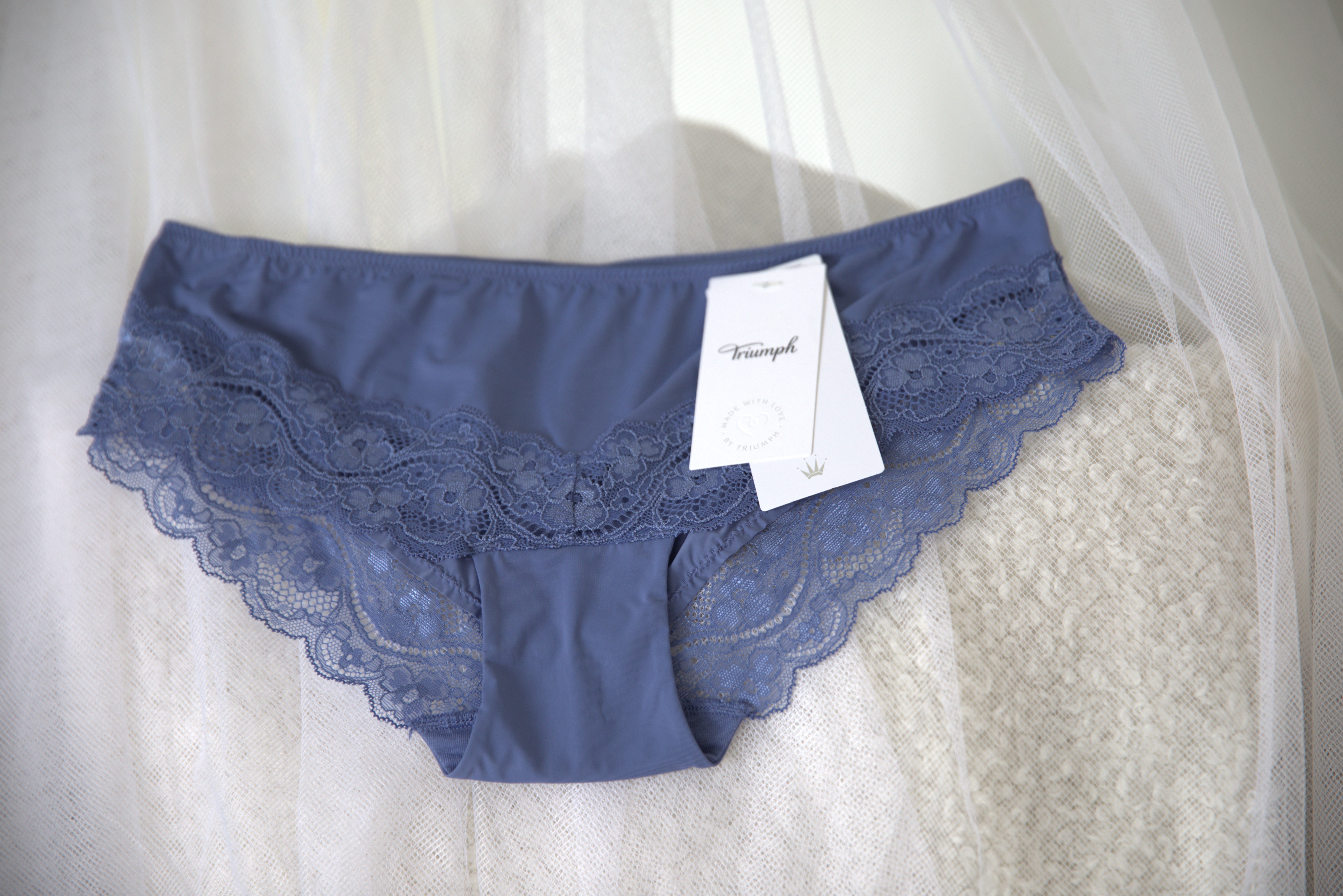 Moteriškos kelnaitės Triumph lovely Micro Hipster