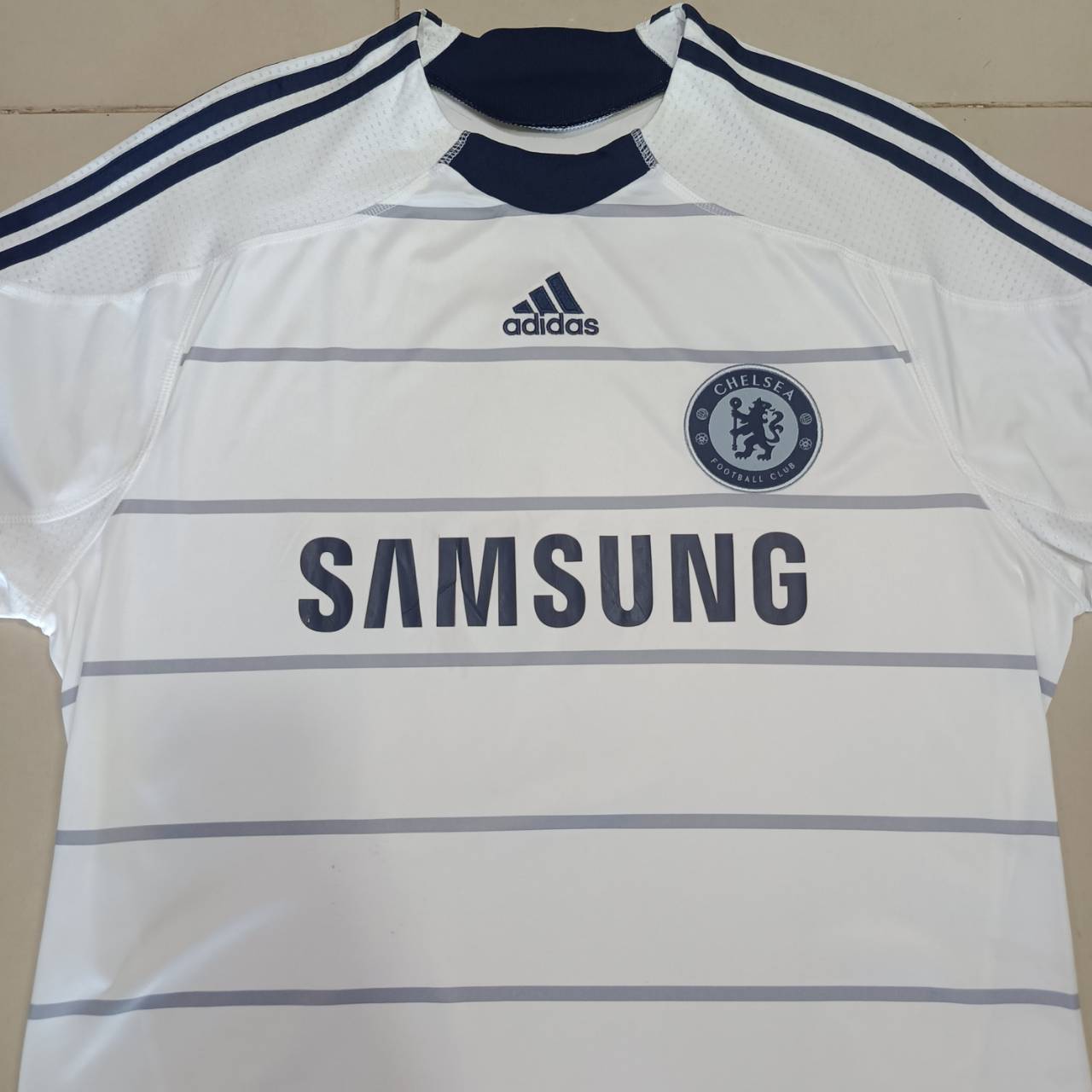Adidas Chelsea 2009 Third Jersey – White & Navy – Size L – Authentic Vintage Football Shirt