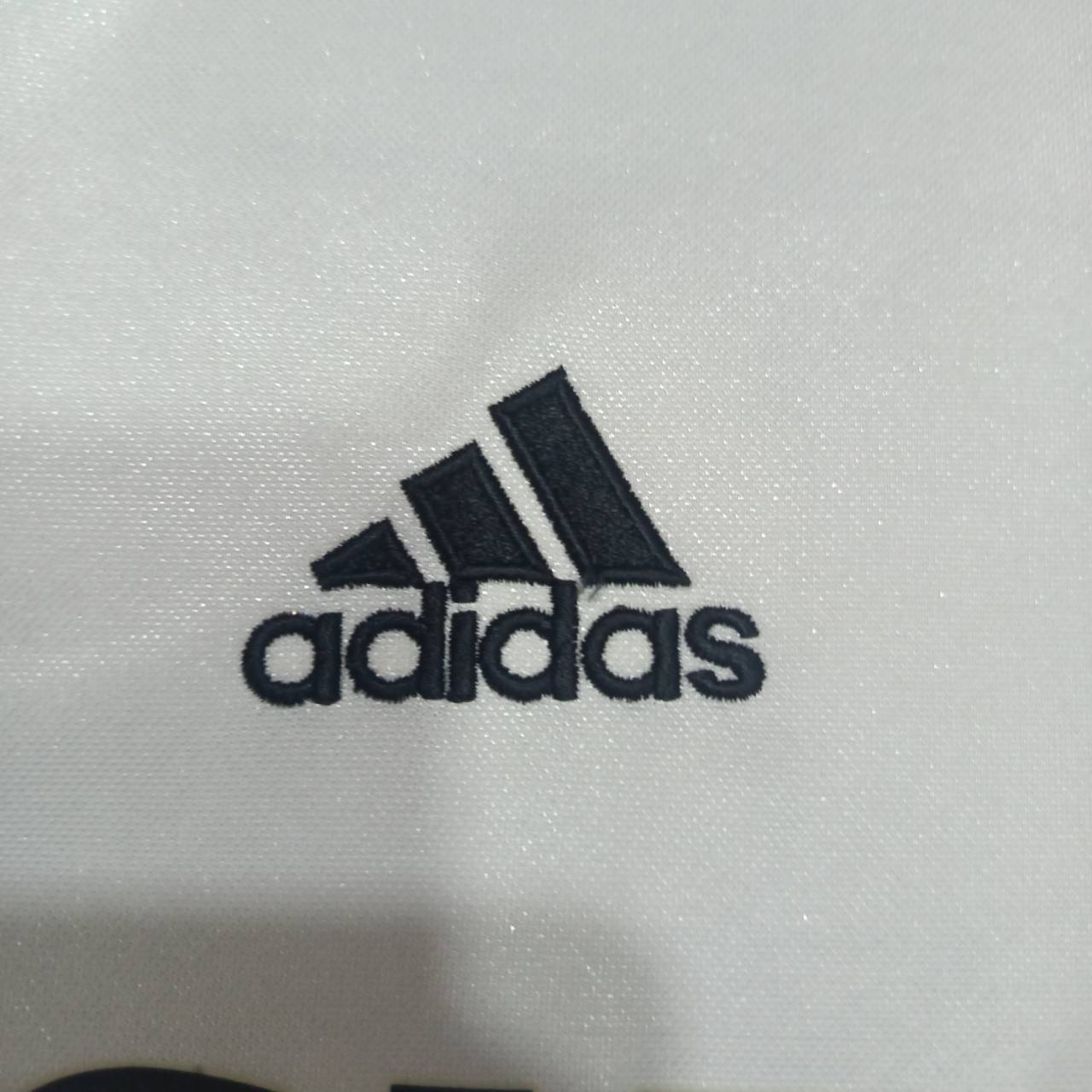 Adidas Real Madrid 2004/05 Long Sleeve Home Jersey – White & Black – Size L – Vintage Football Shirt