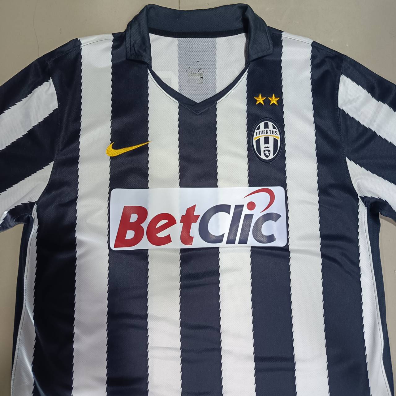 Nike Juventus 2010/11 Home Jersey – Del Piero #10 – Black & White – Size XL
