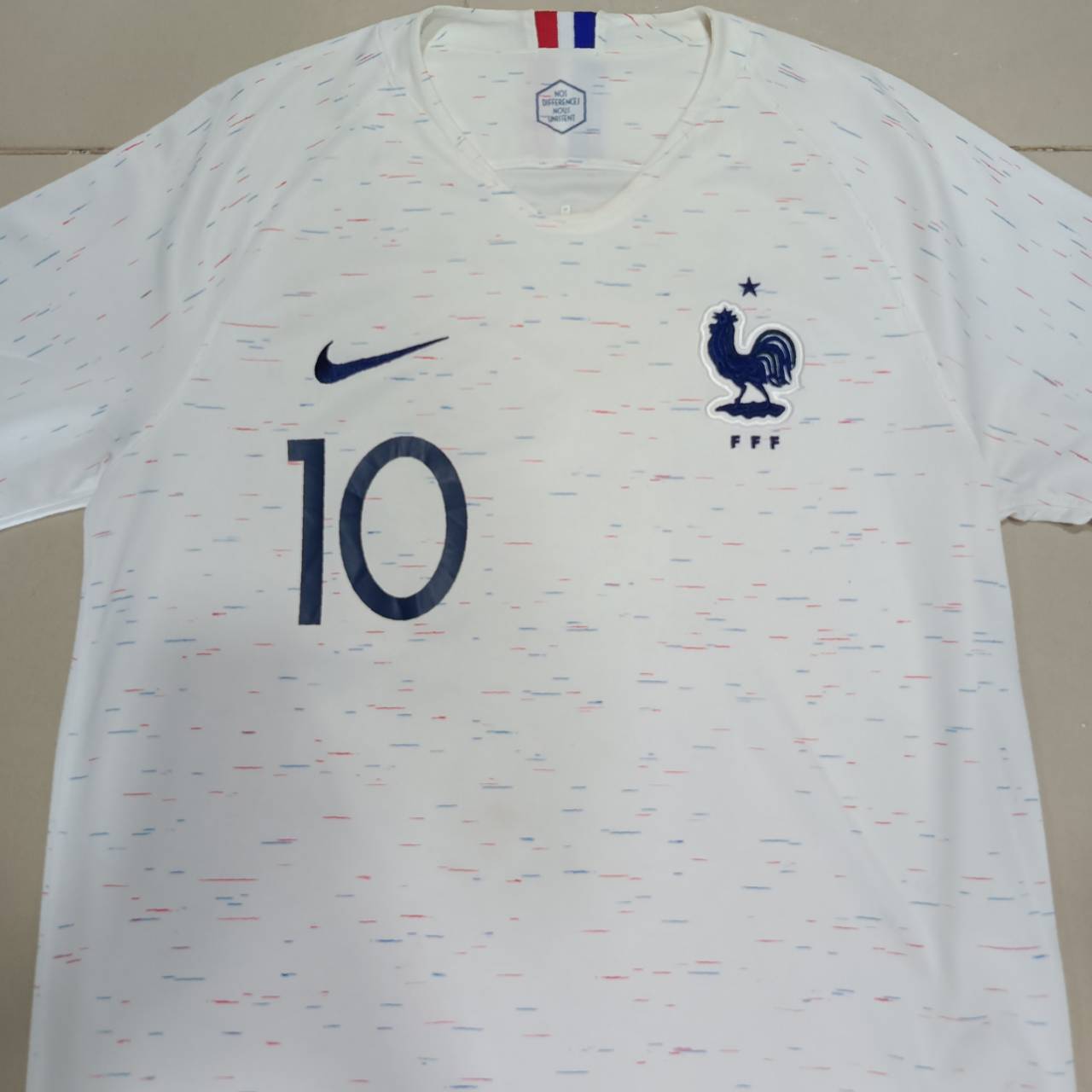 Nike France Mbappé 2018–2019 Away Jersey – White – Size M – Authentic Football Shirt