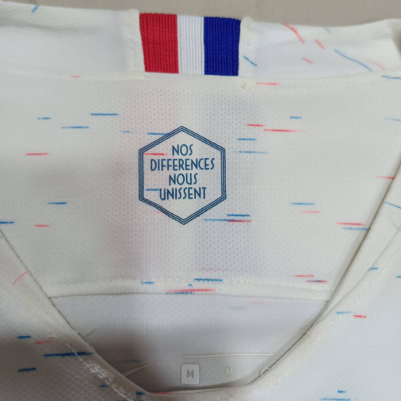 Nike France Mbappé 2018–2019 Away Jersey – White – Size M – Authentic Football Shirt
