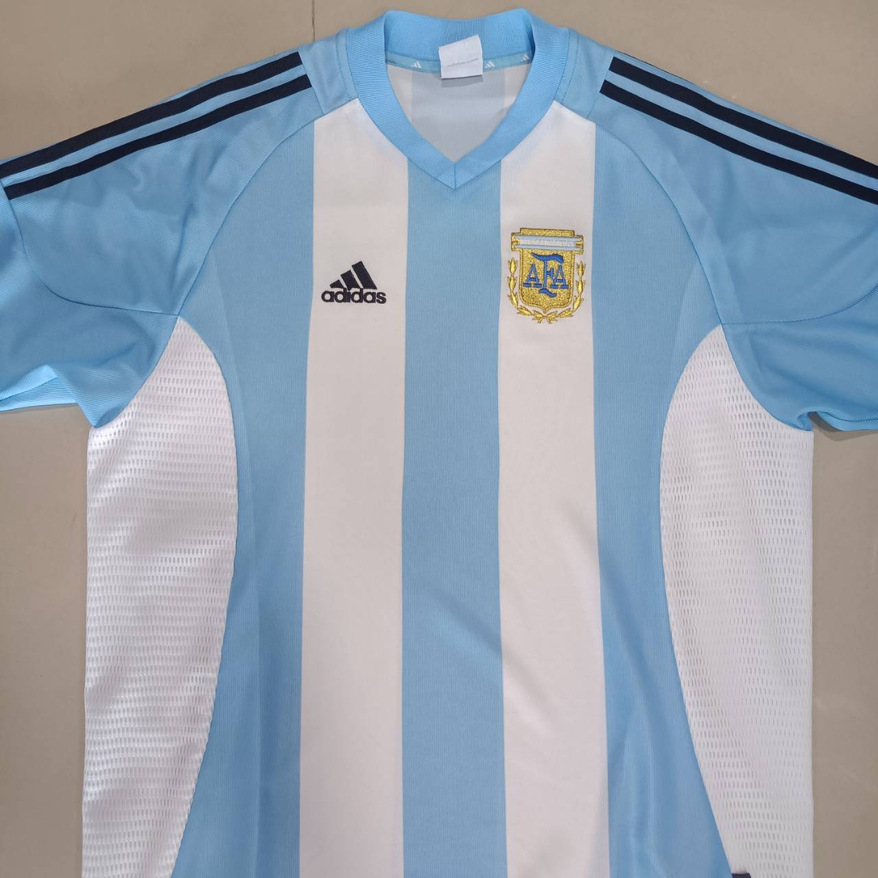 Adidas Argentina 2002–2004 Home Jersey – Sky Blue & White – Size M – Football Shirt