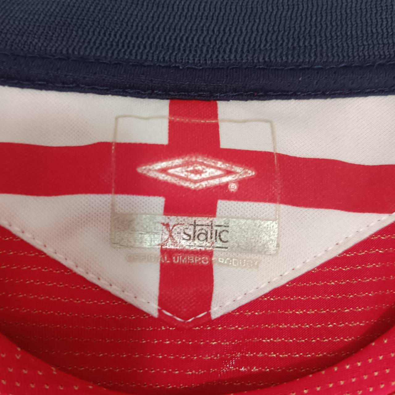 England 2004-06 Beckham#7 umbro away long sleeve shirt jersey football Shirt size XL red second hand genuine good condition