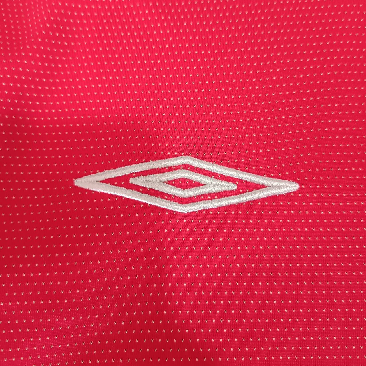England 2004-06 Beckham#7 umbro away long sleeve shirt jersey football Shirt size XL red second hand genuine good condition