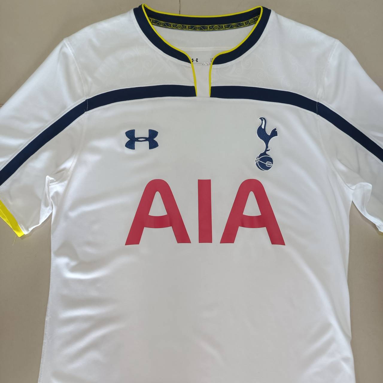 UNDER ARMOUR 2014-15 TOTTENHAM HOTSPUR SHIRT JERSEY football Shirt size L white, second hand, good condition