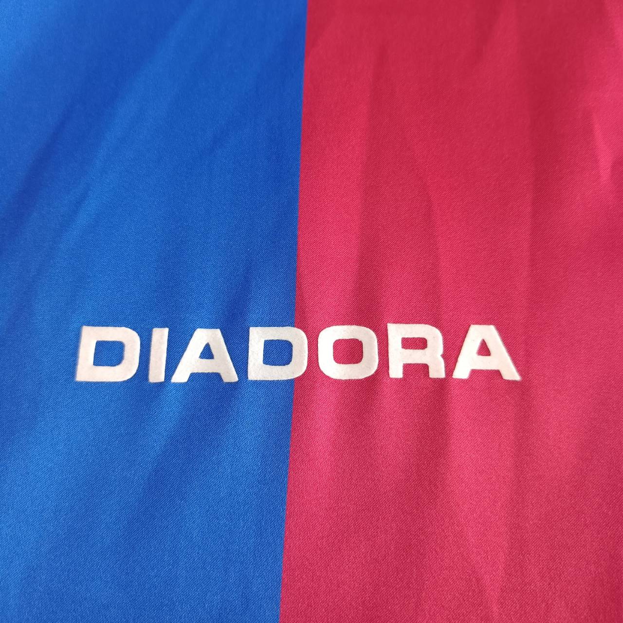 DIADORA Crystal Palace home shirt 2004/05 Premier League JERSEY football Shirt SIZE XL red and blue, second hand, very good condition