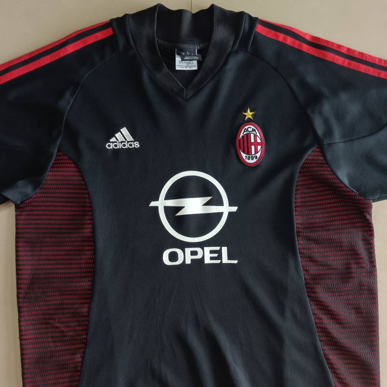 Vintage Adidas AC Milan 2002/03 Black Jersey football Shirt SIZE M Second Hand, Very Good Condition