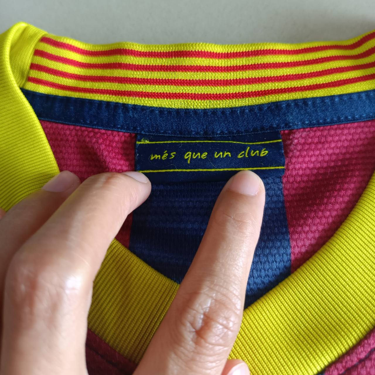 NIKE 2013-14 Barcelona Home JERSEY football Shirt size L Navy red, second hand, very good condition