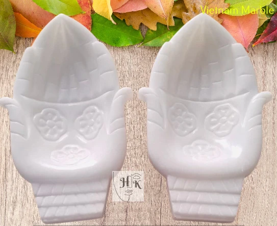 Lotus-shaped marble trays