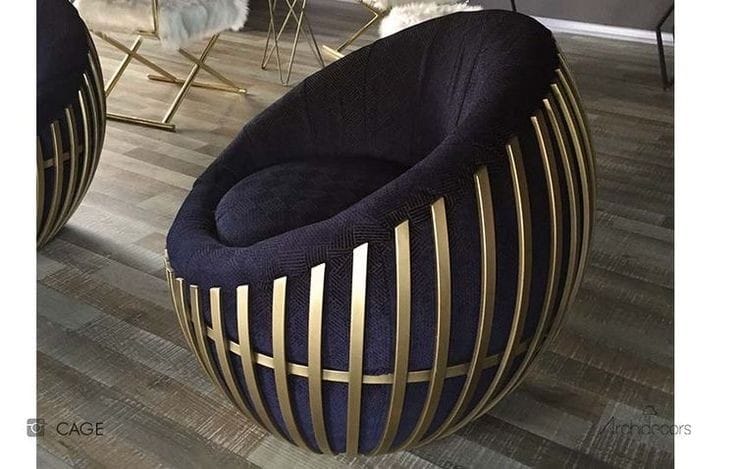 SereniLuxe Lounge Set with Table