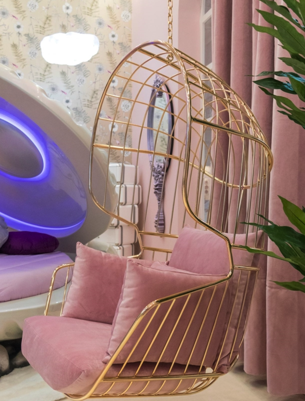 Contemporary Hanging Armchair