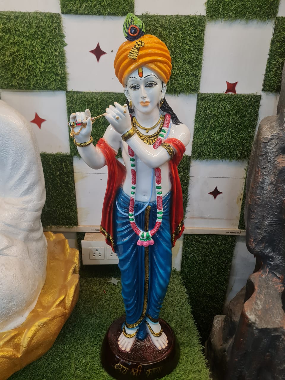 Krishna Ji Size:-30 Inches