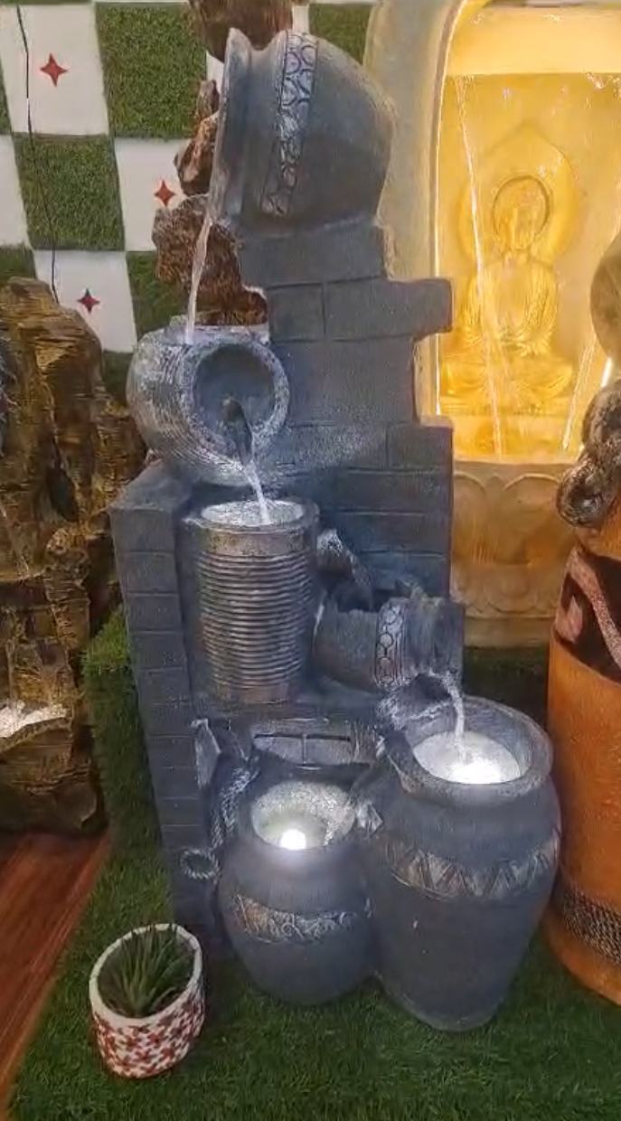 Matki Fountain Size:-48x18x11 Inches