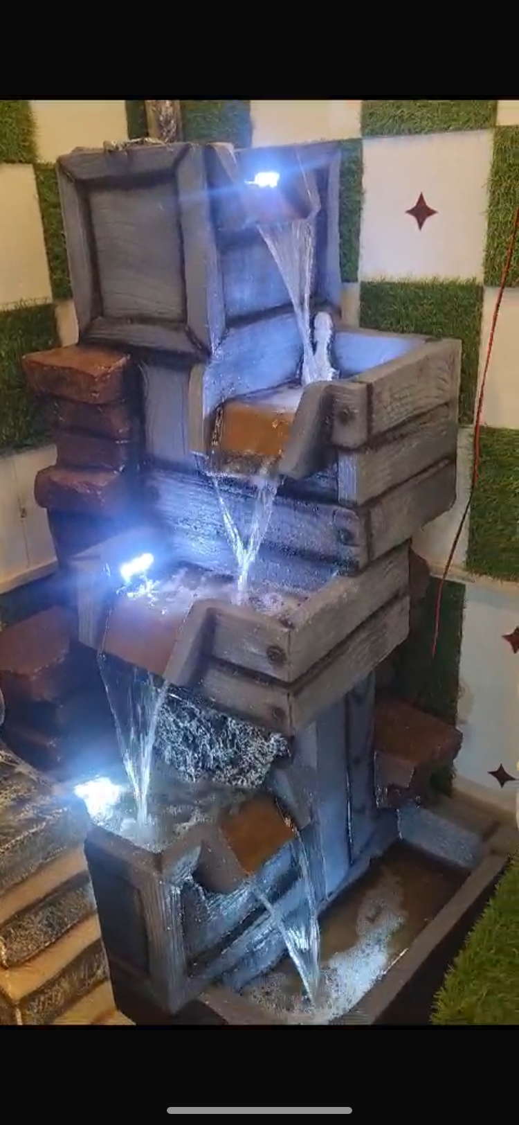 Box Fountain Size:-5 Feet