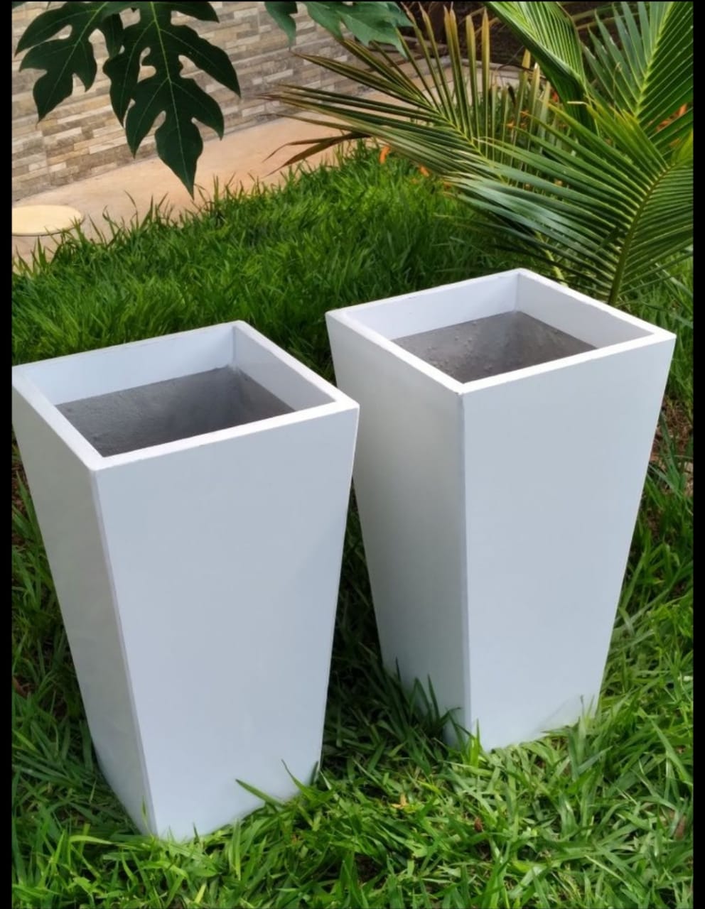 Fiber Pots Size:-16x12 Inches